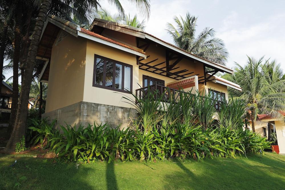 Saigon & Resort 4*