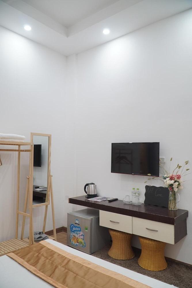 Thuc At 3Am - Hanoi Lotus Hostel *