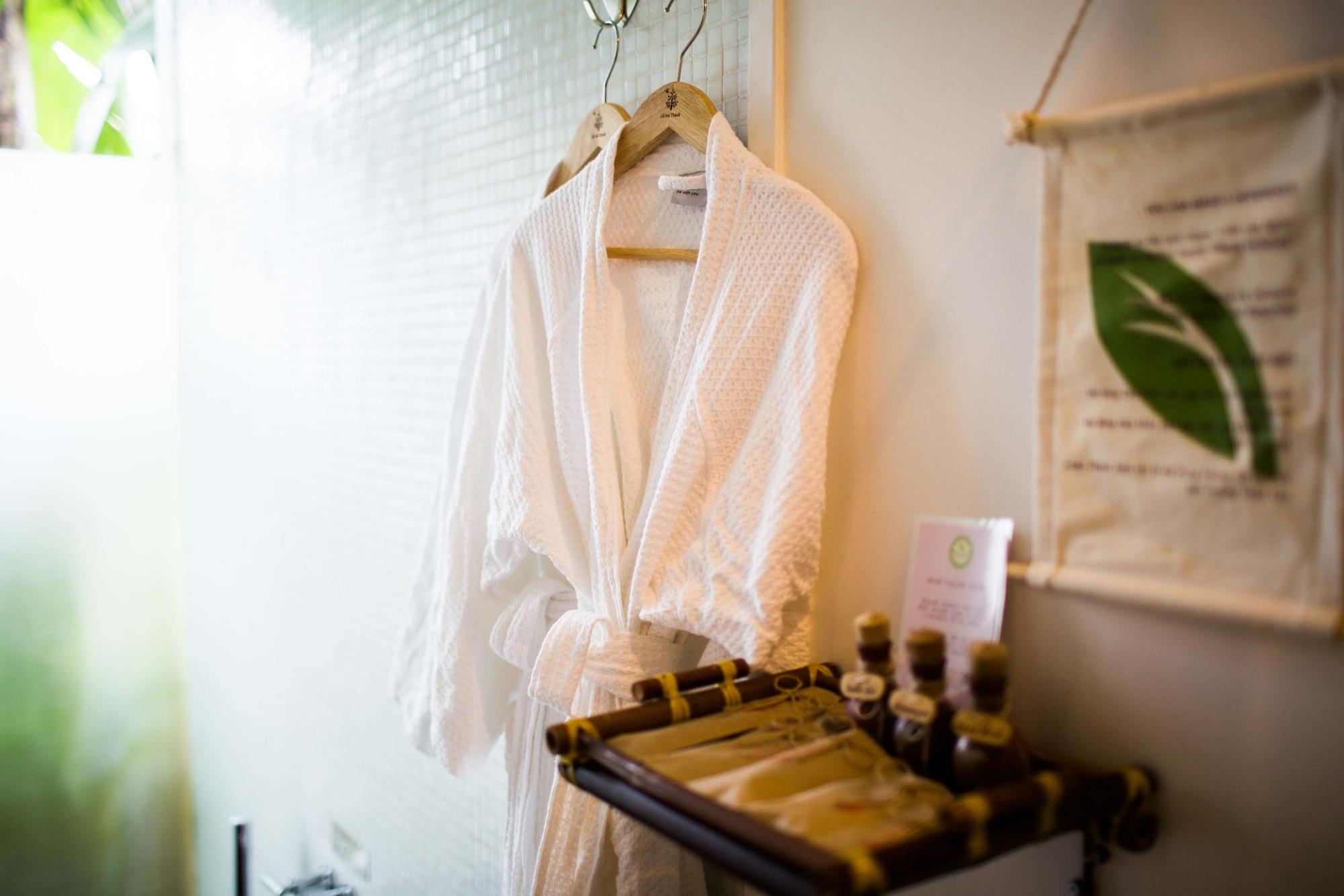 Riverside Boutique & Hue