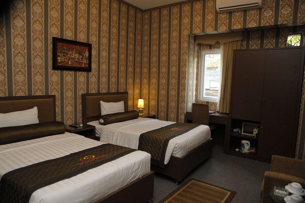 Hotel Helios Legend
