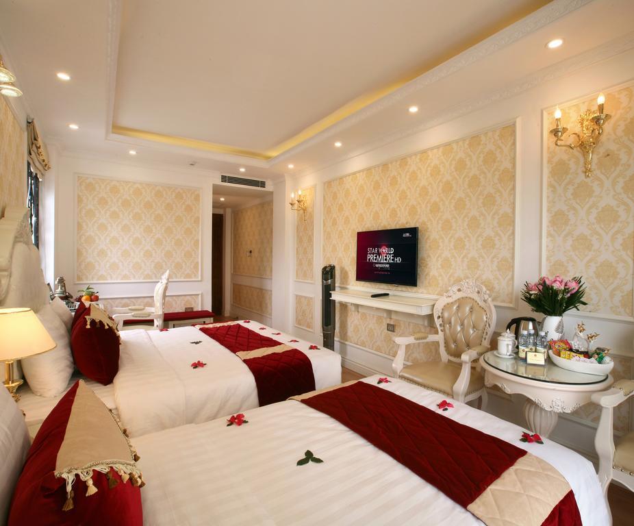 Royal Hotel