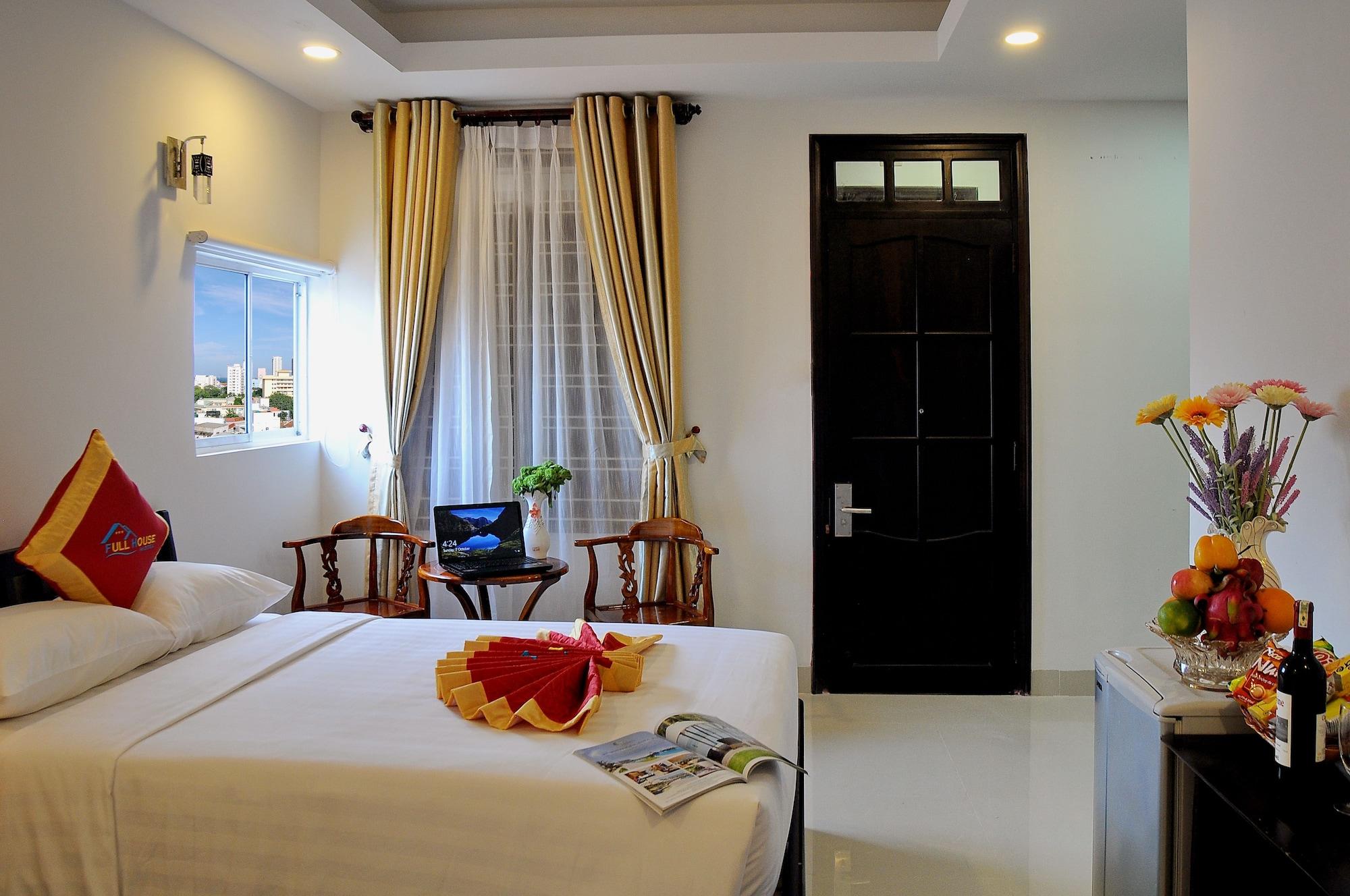 Full House Hotel Nha Trang