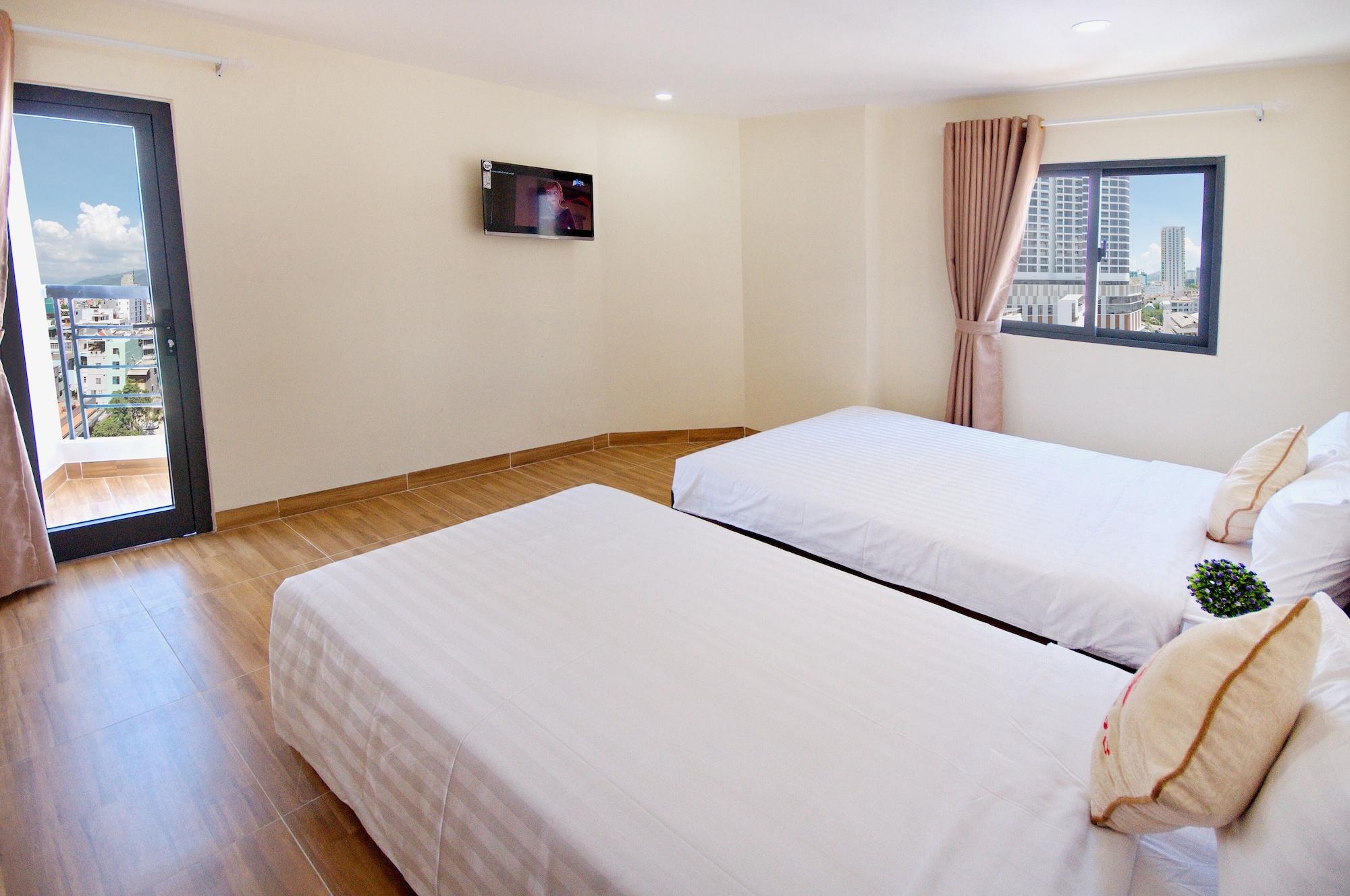 Harvey & Hotel Nha Trang