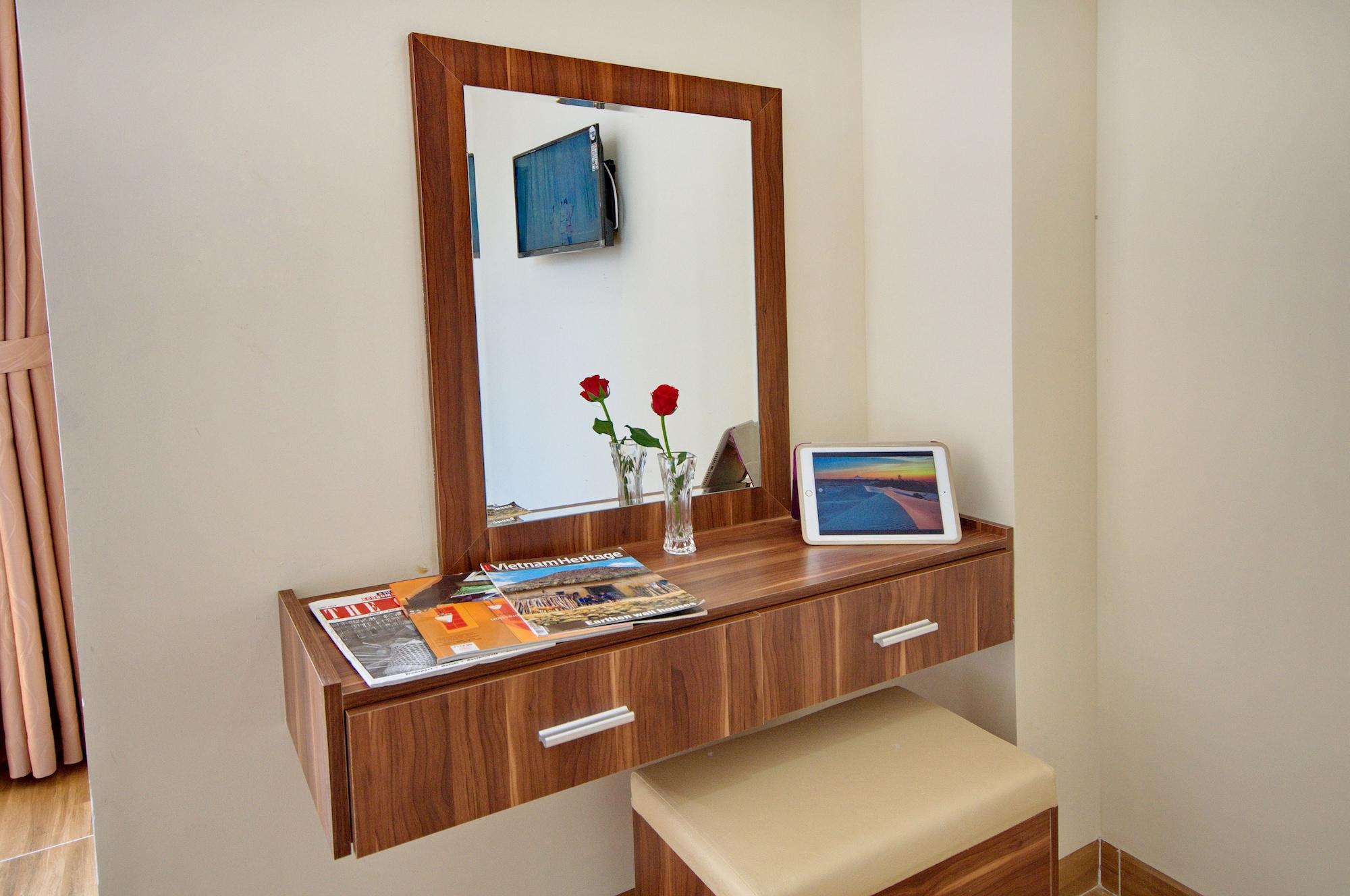 Harvey & Hotel Nha Trang
