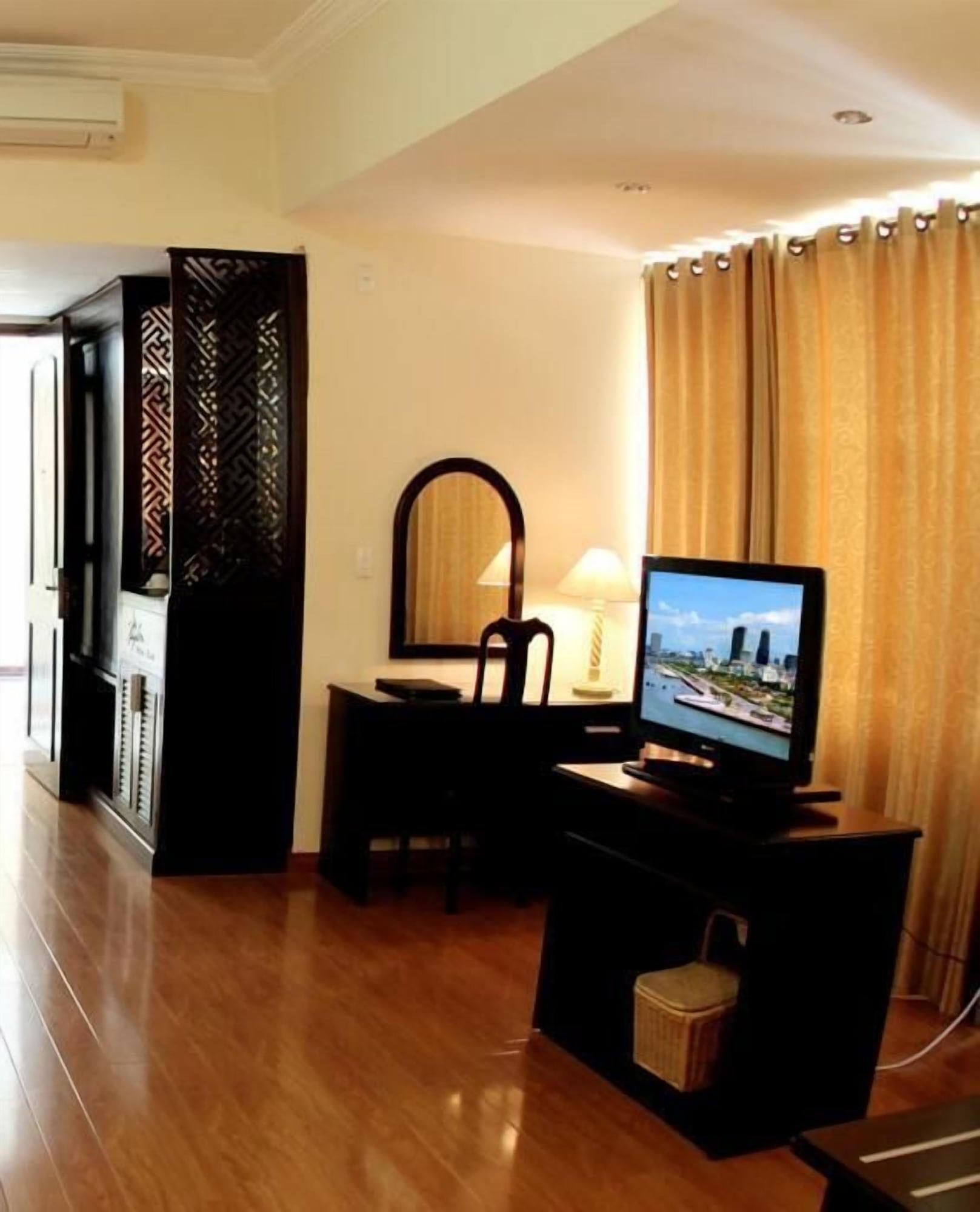 Bamboo Hotel 3*