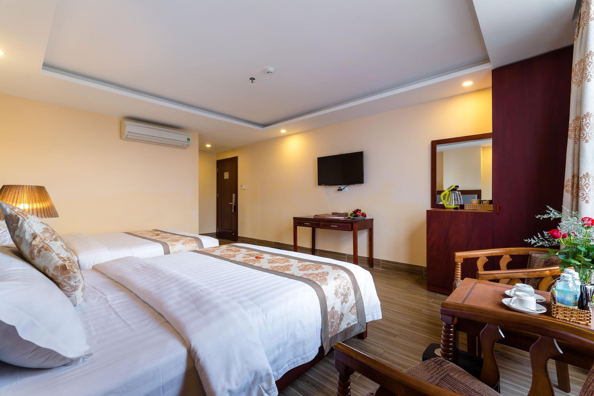 Nhat Minh And Hotel Da Nang