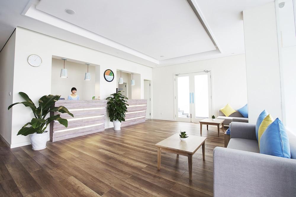 Hotel Palmier - Art House 3*