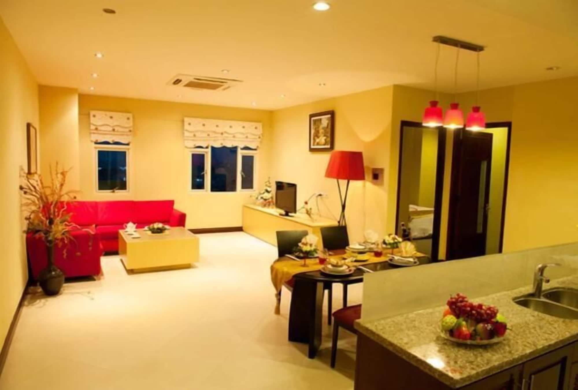 Vinh Trung Plaza 4*