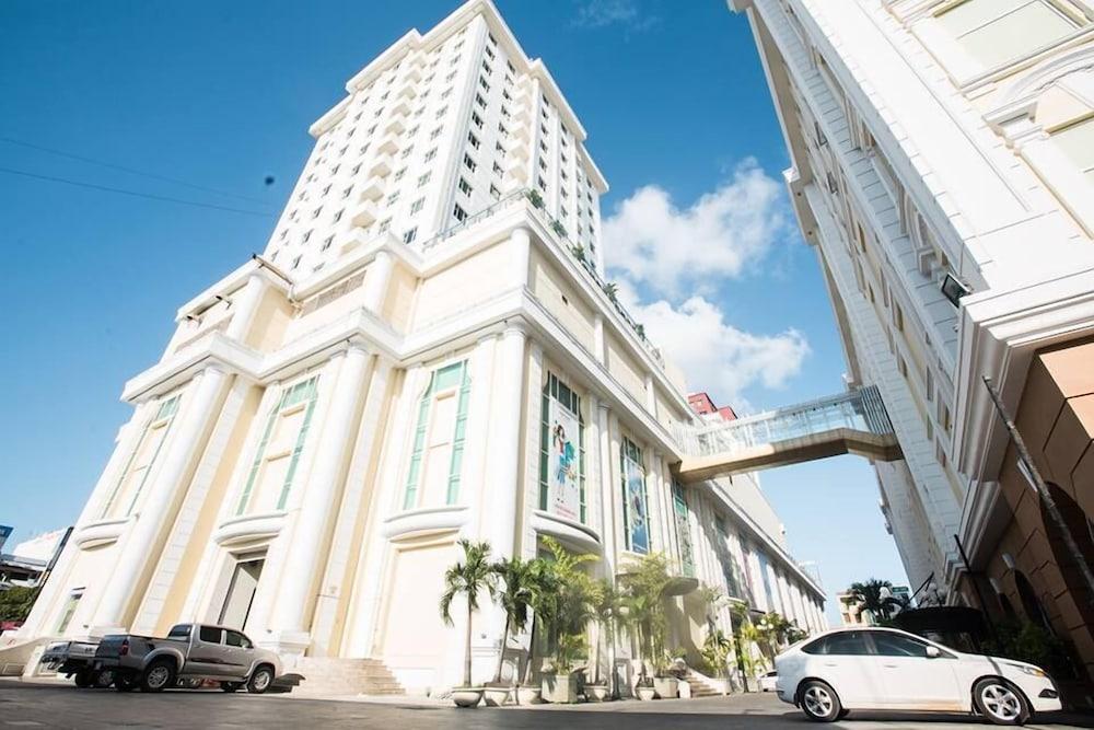 Vinh Trung Plaza