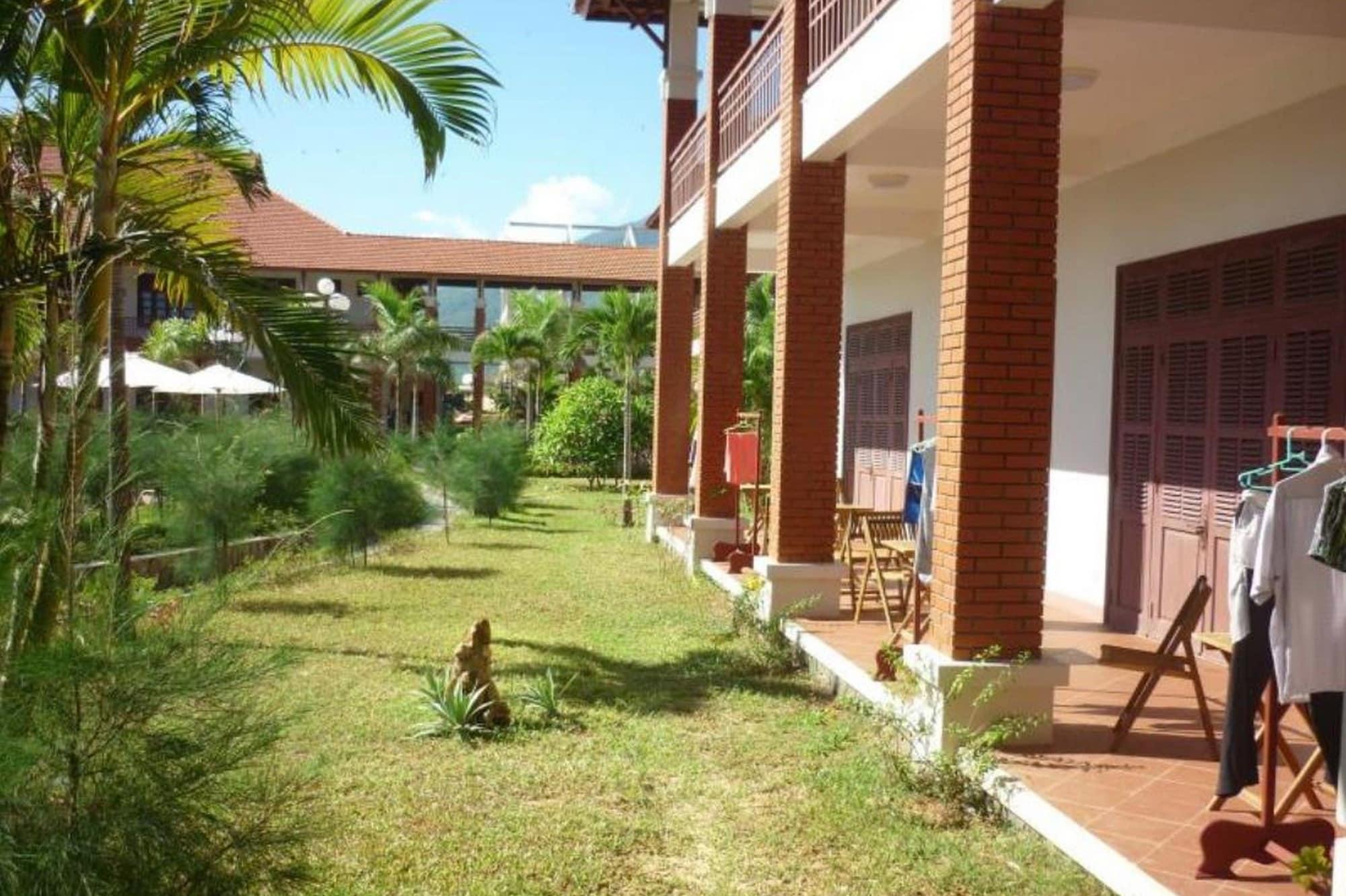 Lang Co Beach Resort Lang Co