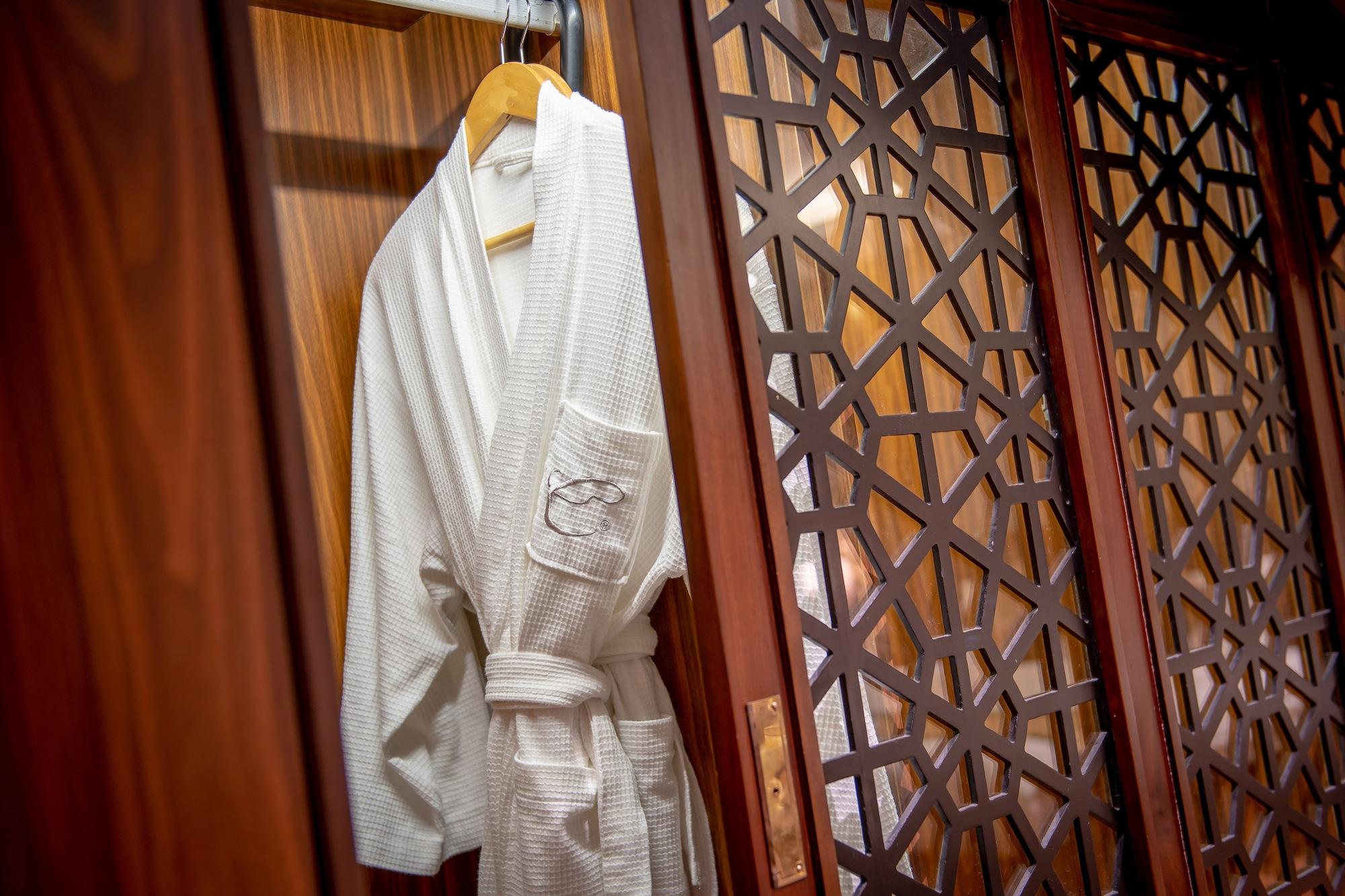 Hotel Conifer Grand