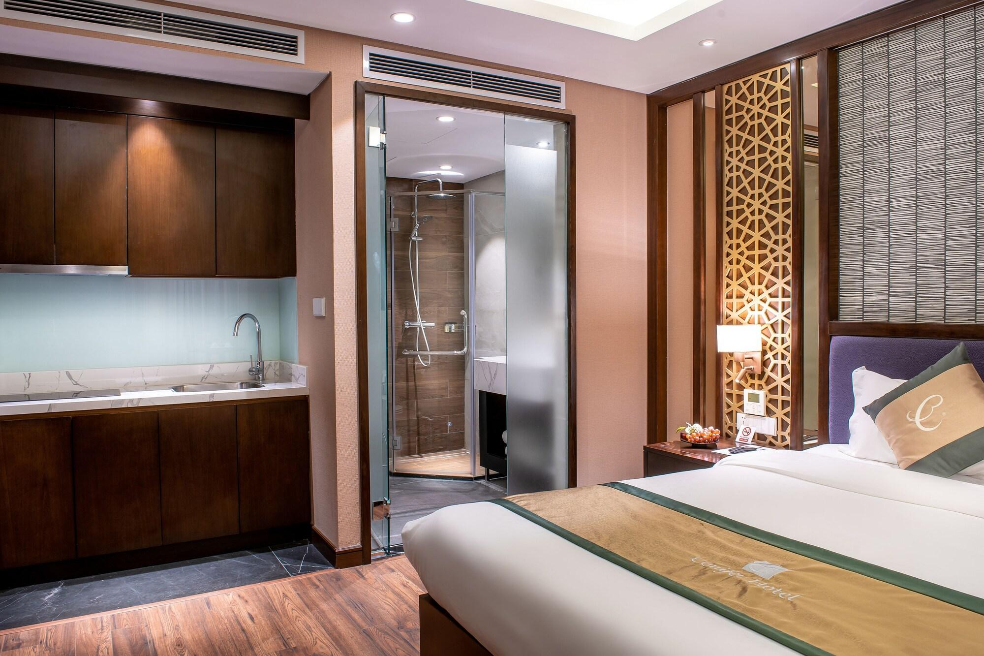 Hotel Conifer Grand 4*