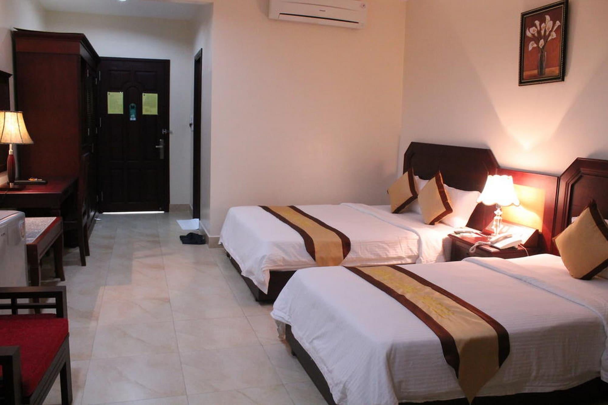 Hung Long Harbour Cat Ba Hotel 3*