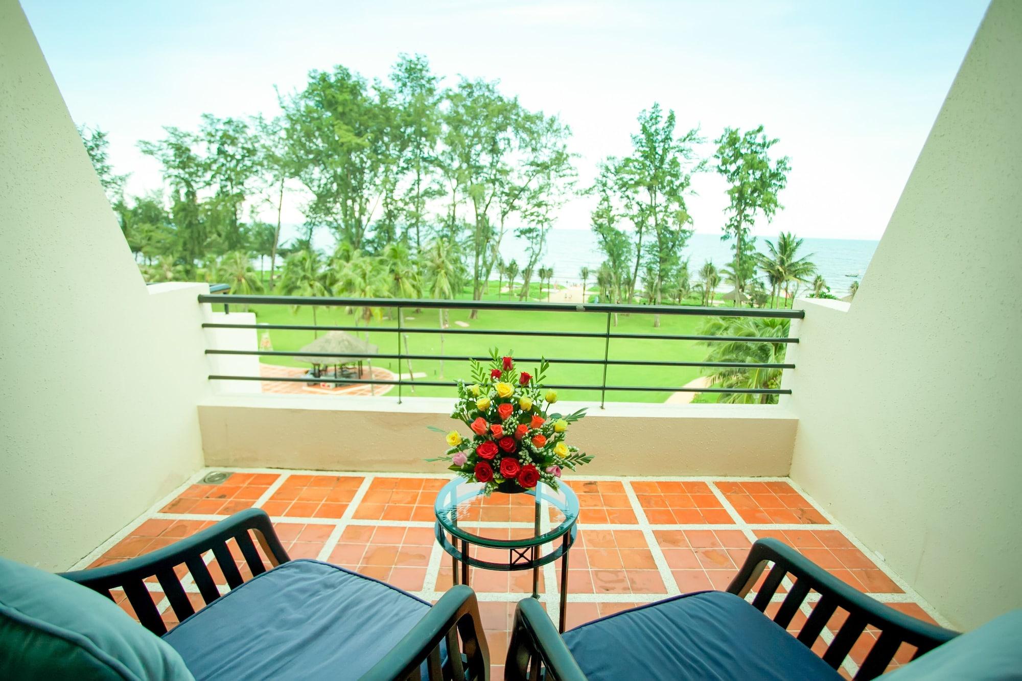 Ocean Dunes 4*