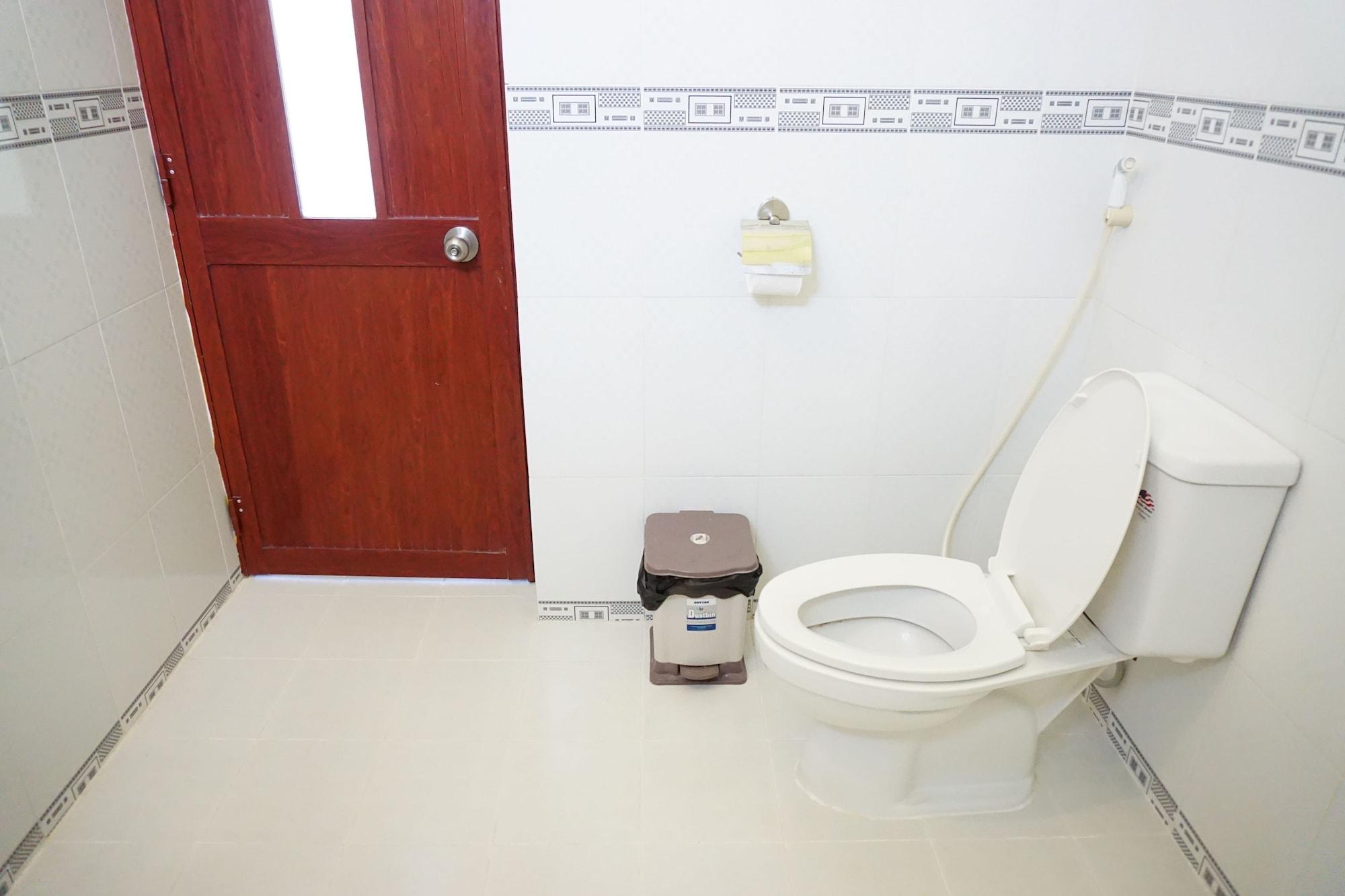 Guest house Cat Tien 2*