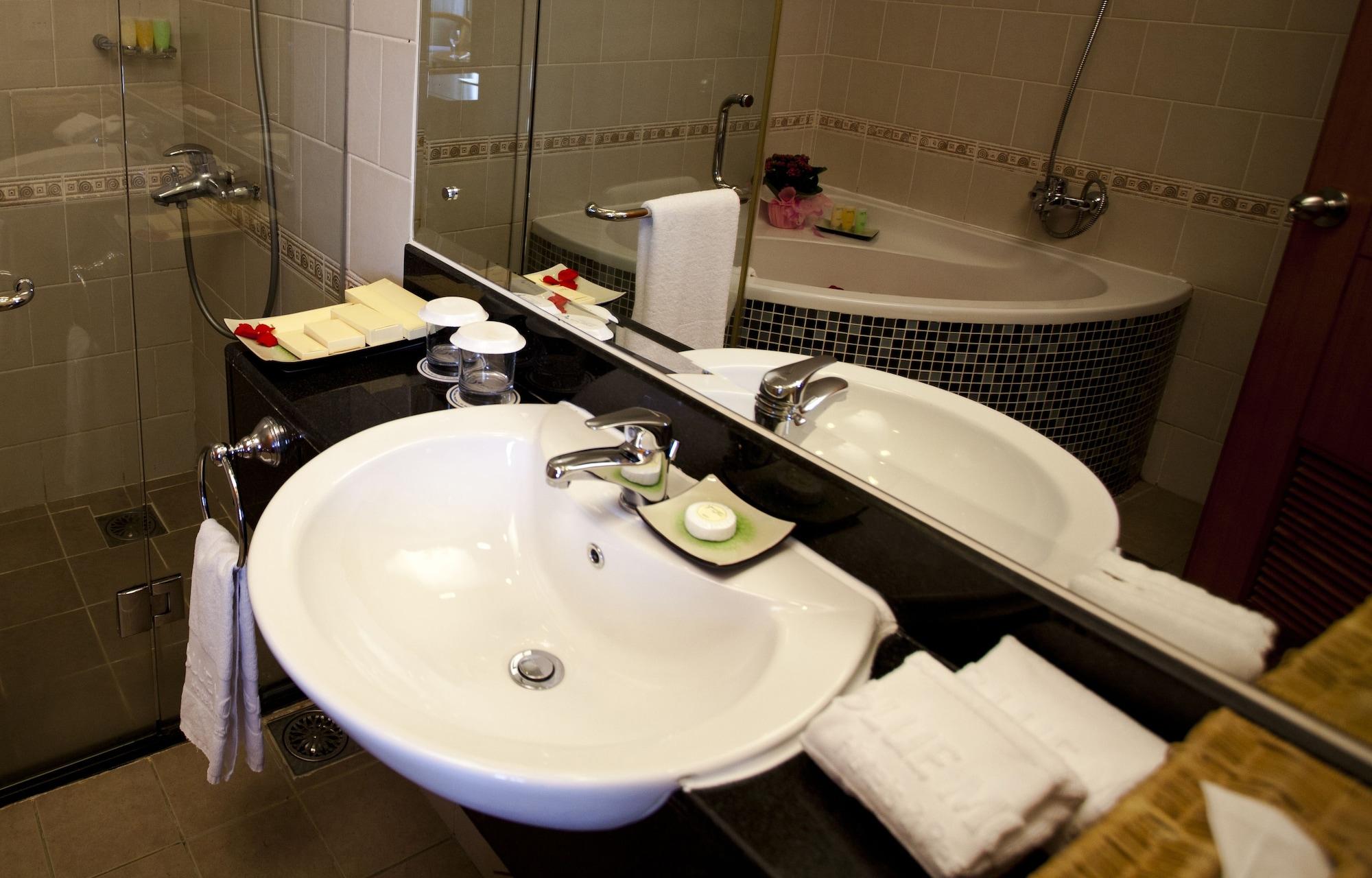 Mường Thanh Khách sạn 4*