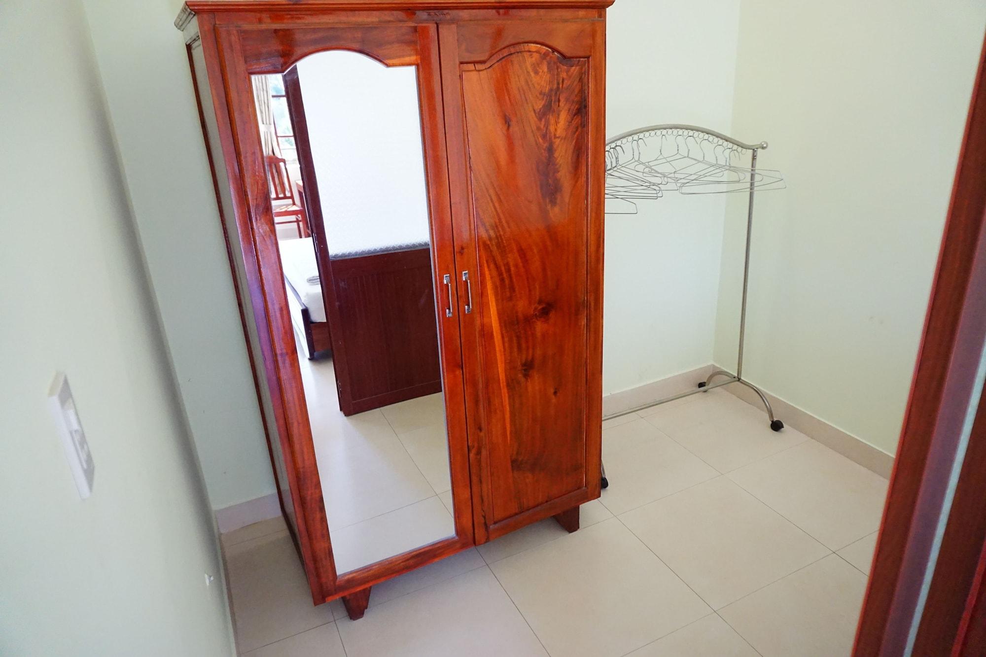 Cat Tien Guest house 2*