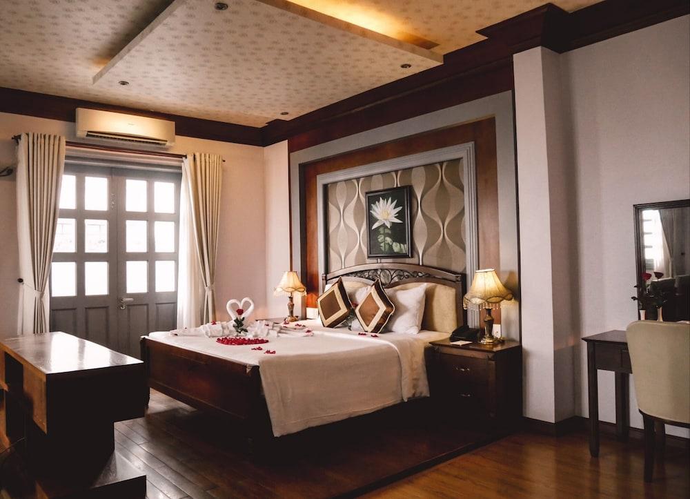 Rembrandt Nha Trang