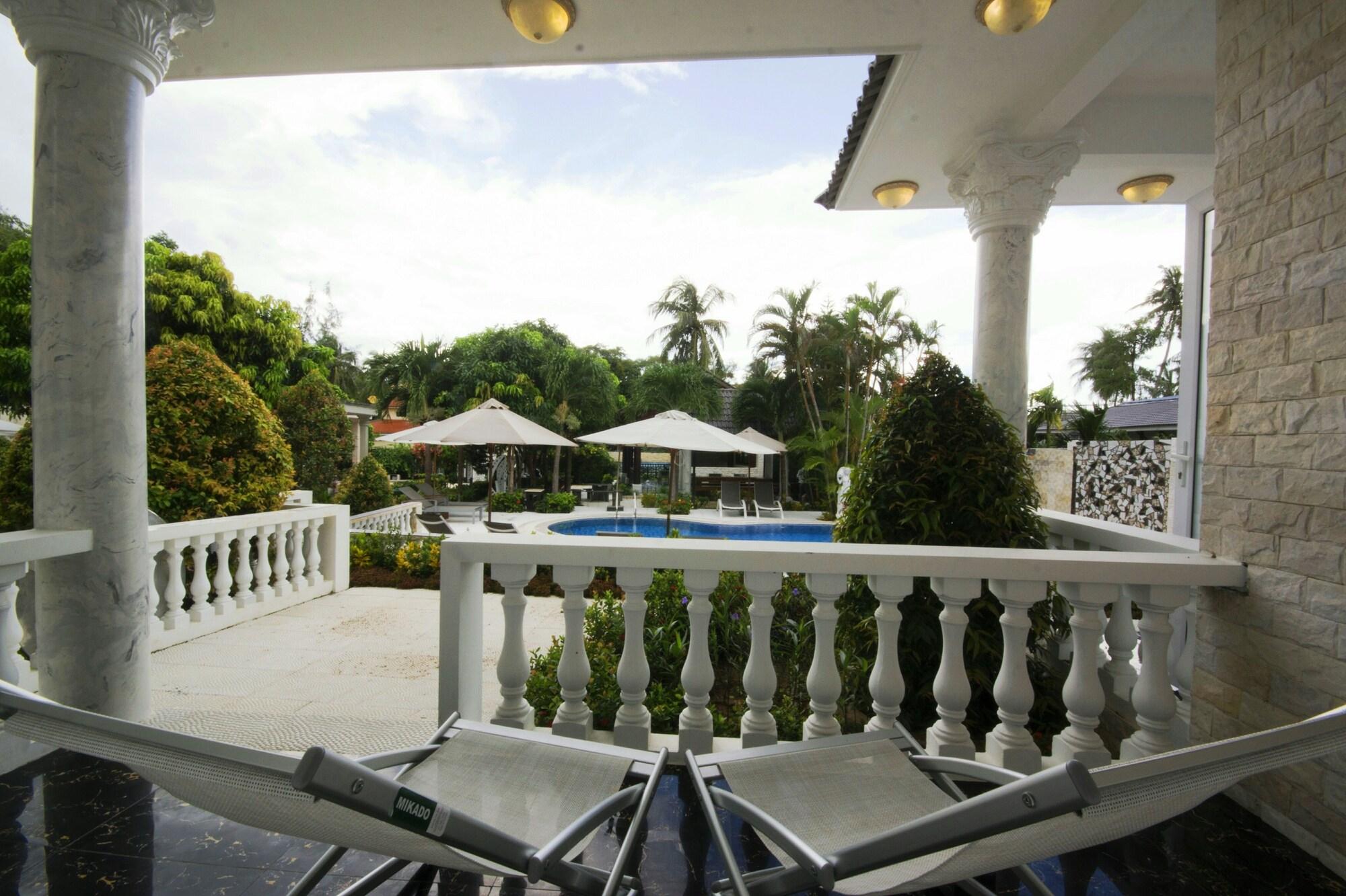 Godiva Hotel