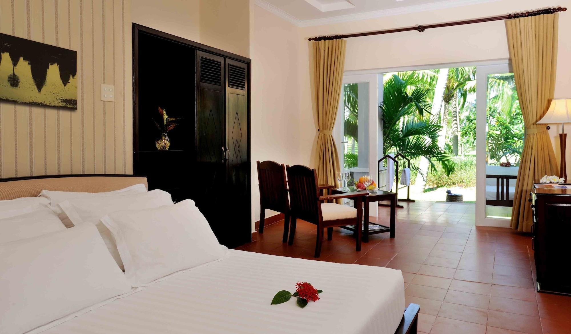 Resort Muine Century & 4*