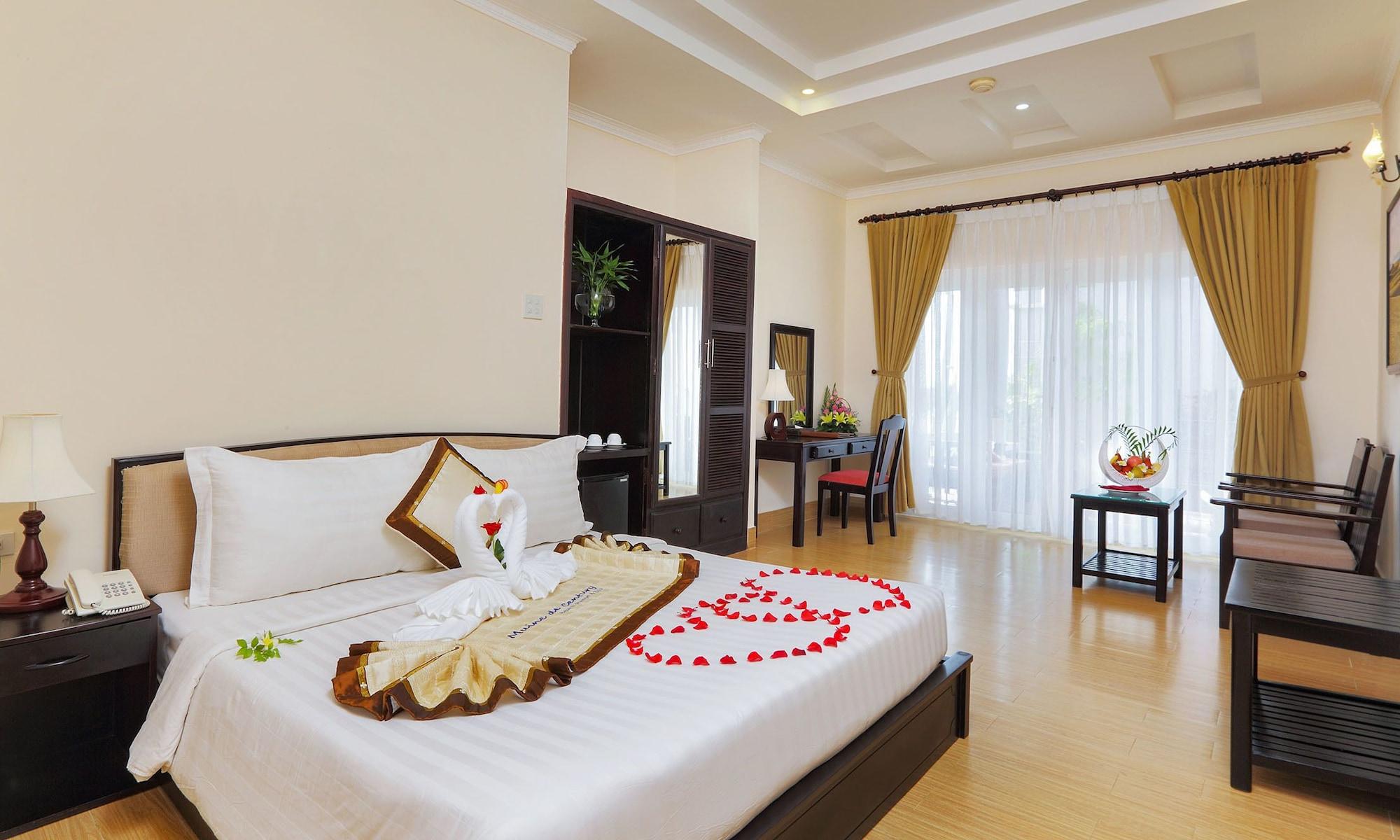 Muine Century & Resort Mũi Né