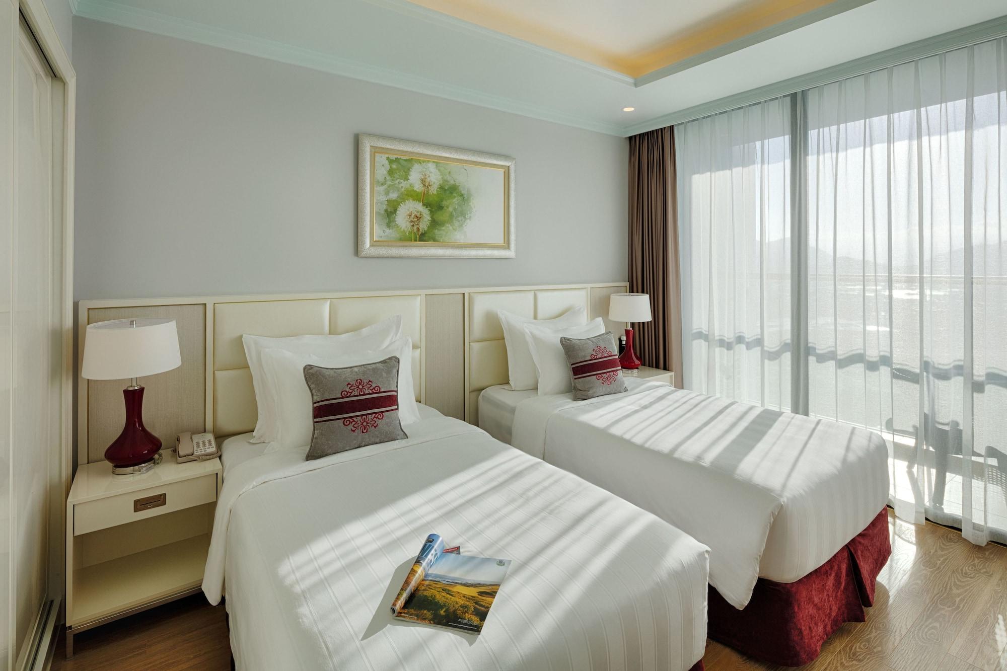 Vinpearl Condotel Beachfront 5* Nha Trang