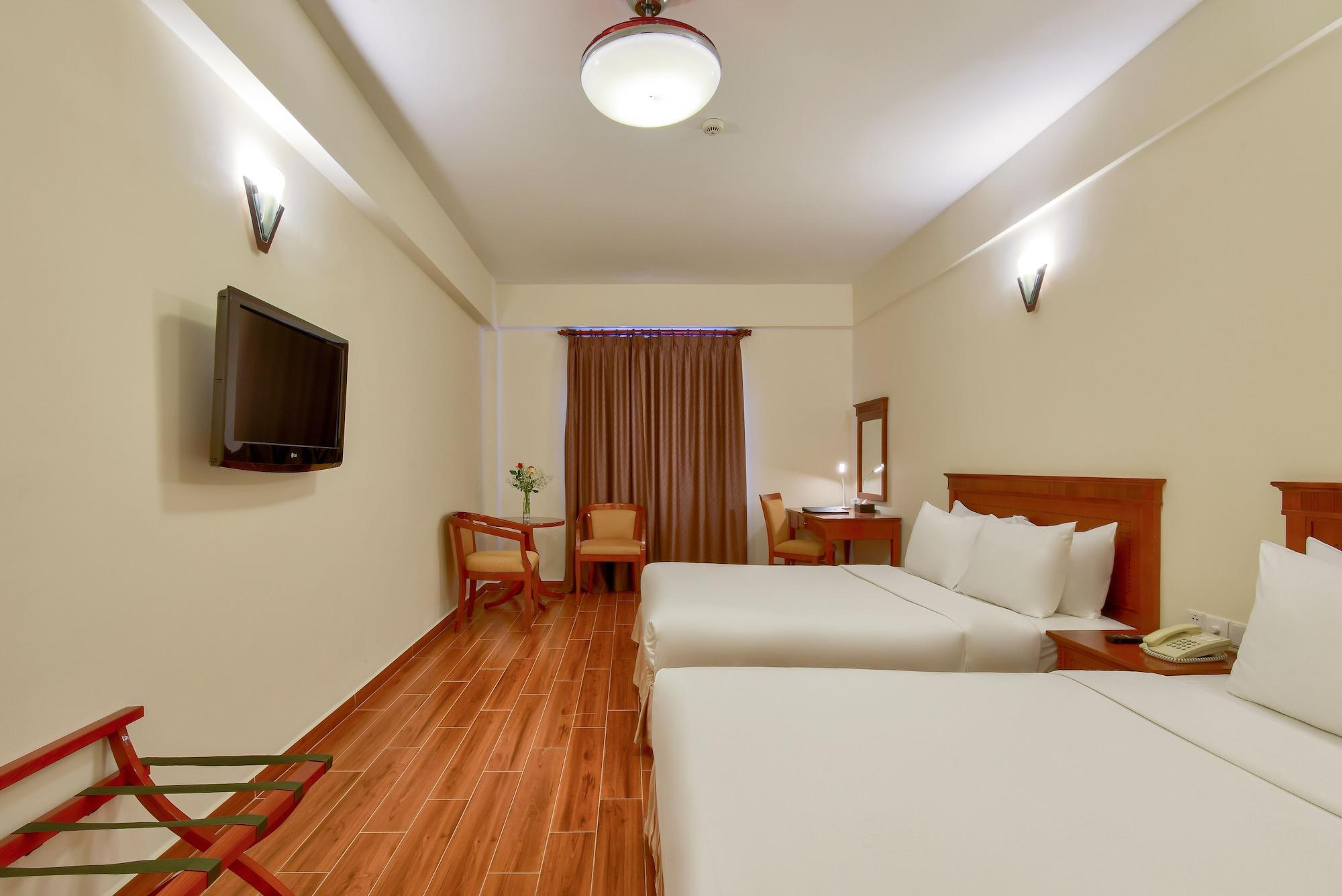 Hotel Khach San Park 3*