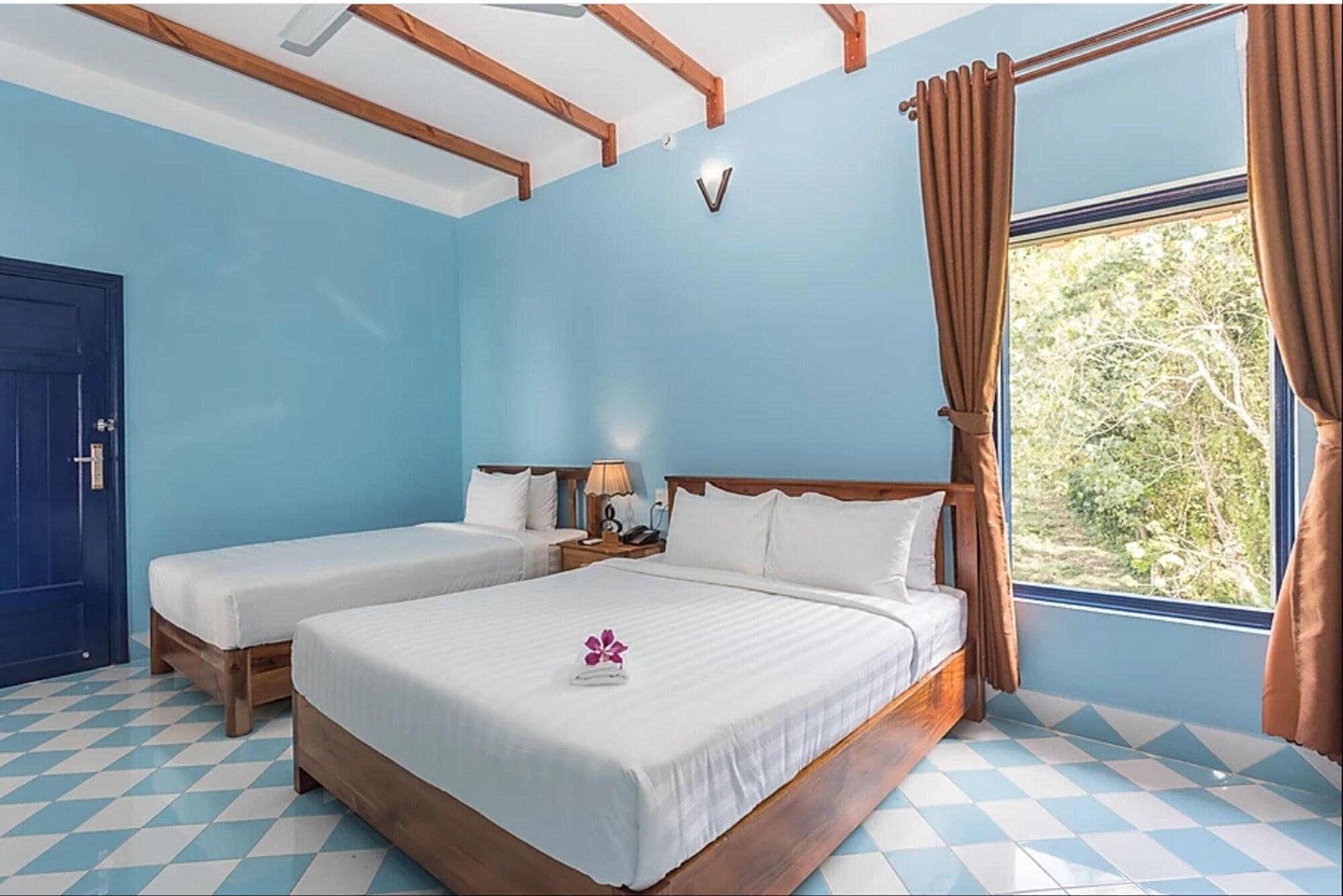 Isabella Resort