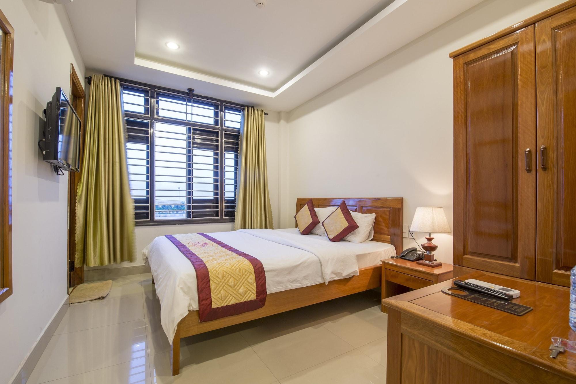 Dam Tien Hotel