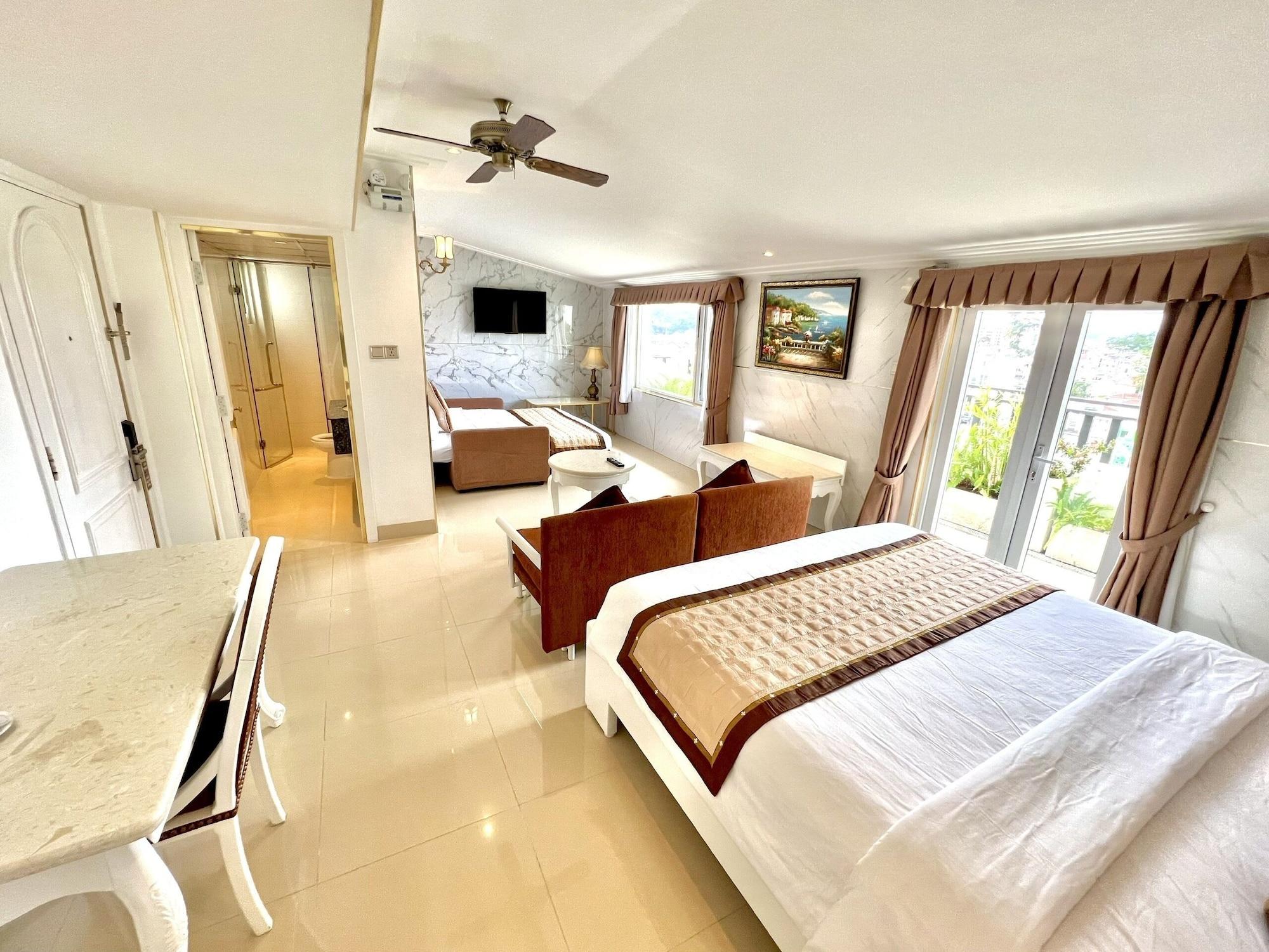 Hotel Tulip 3 2*