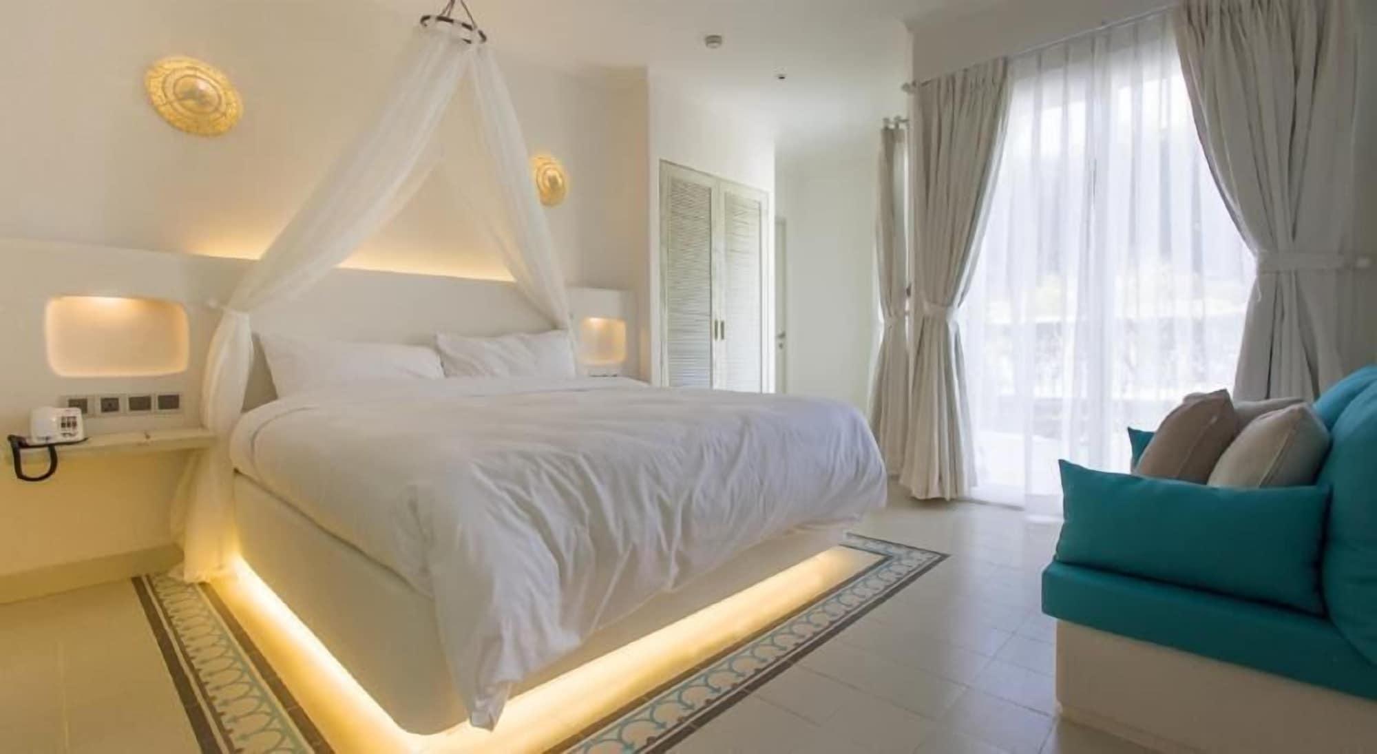 Fleur De Lys & Long Resort 4*