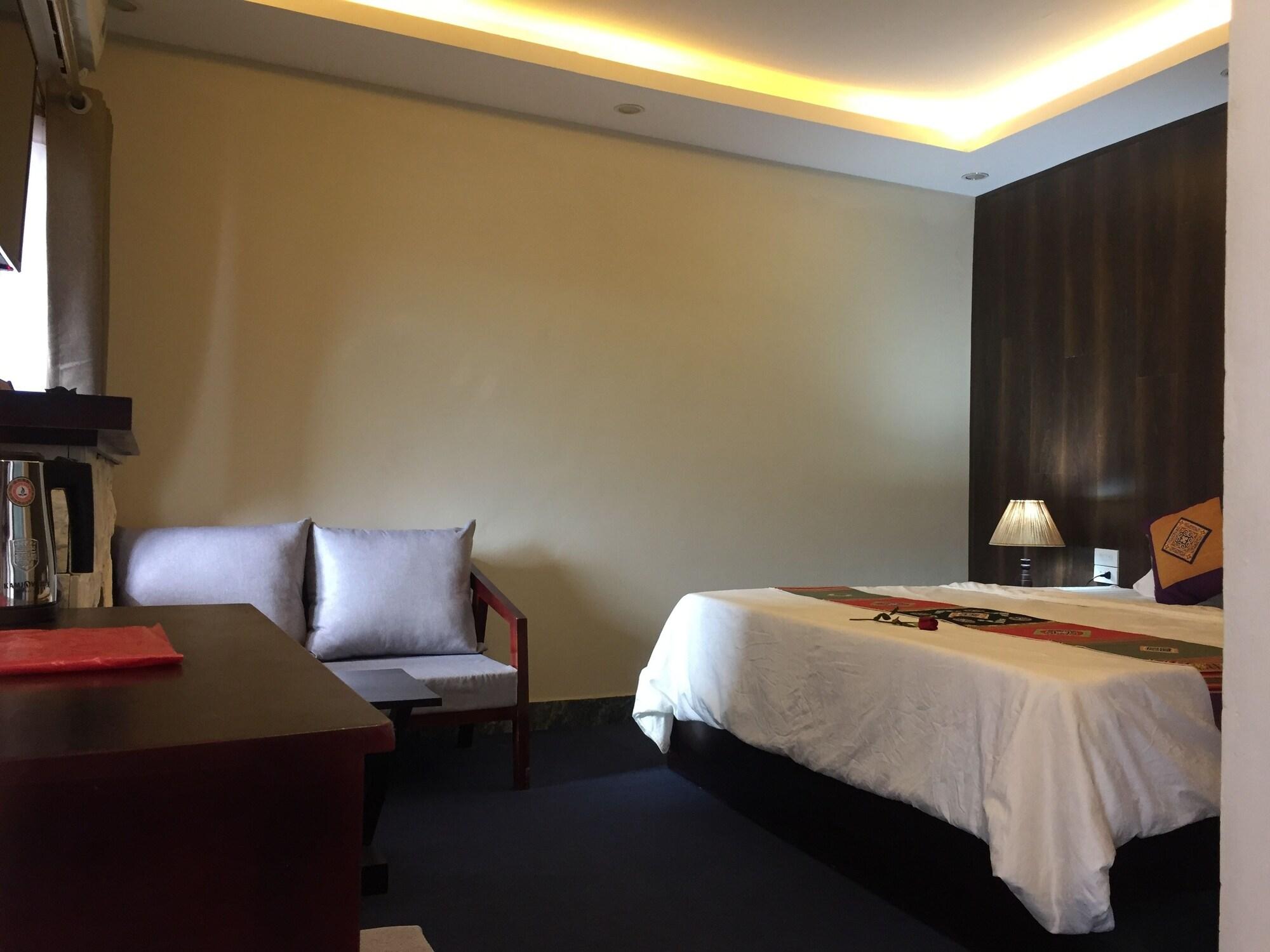 Hills Hotel 3*