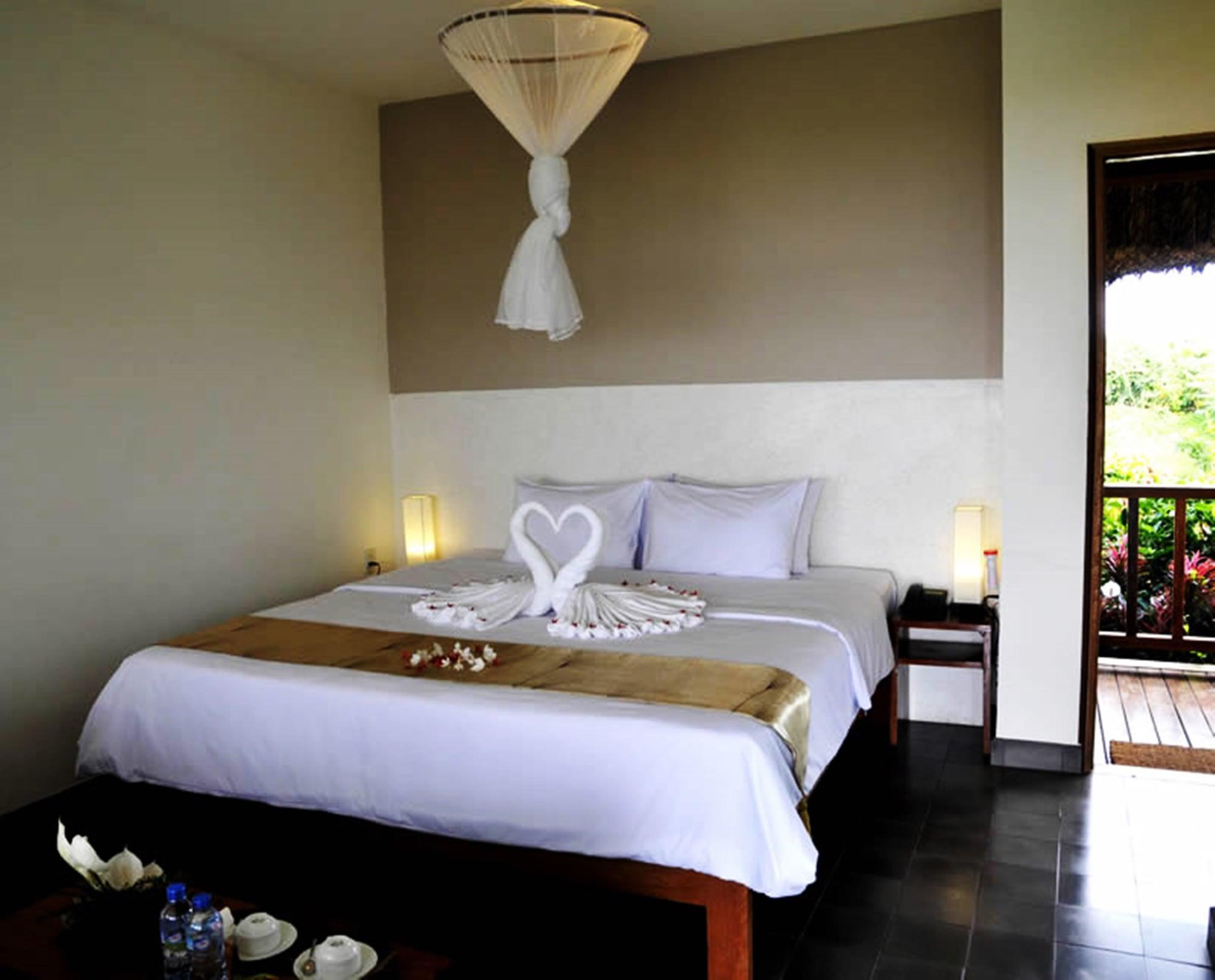 Mekong Riverside Boutique & 4* Cái Bè