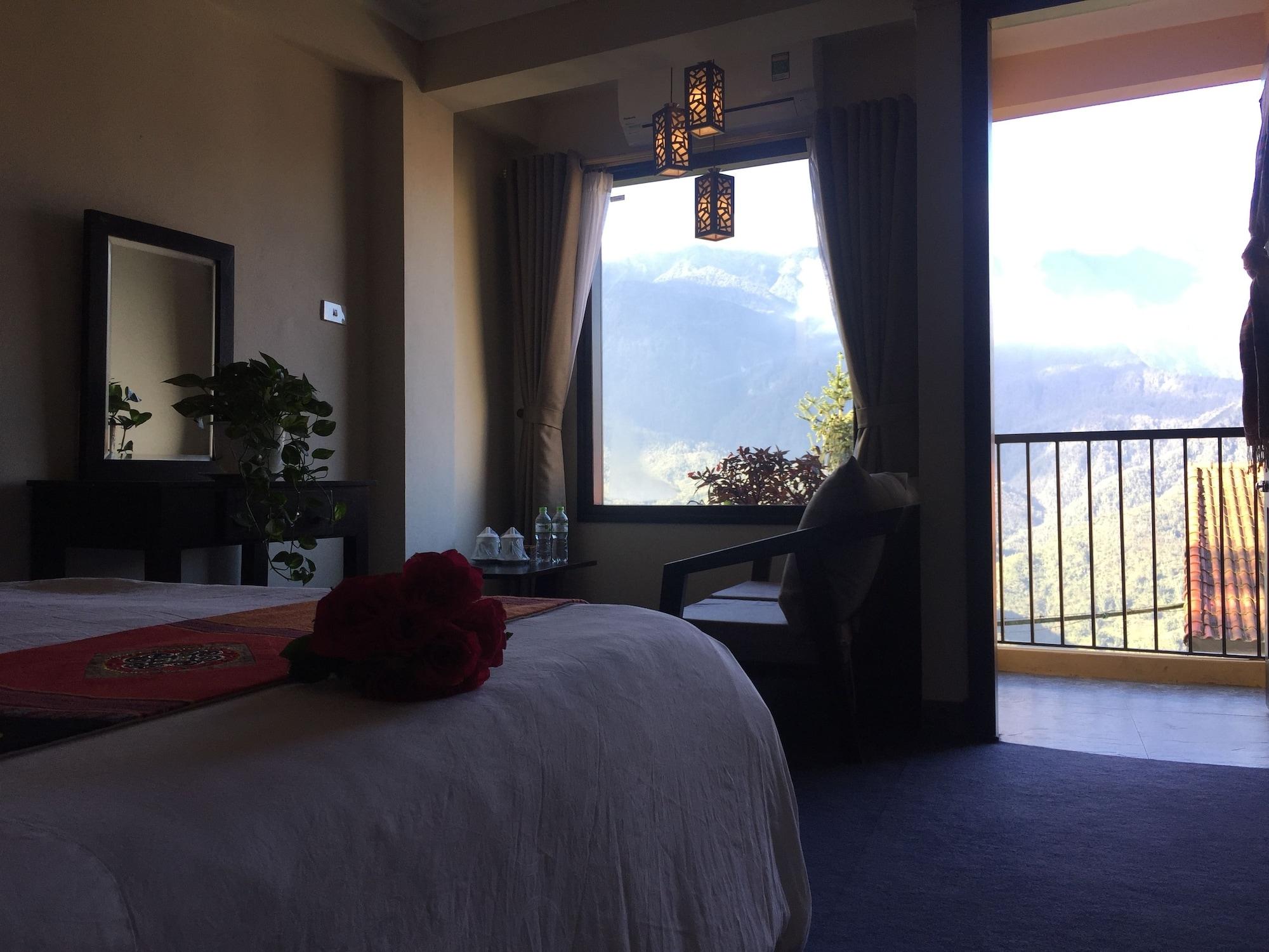 Hotel Hills 3*