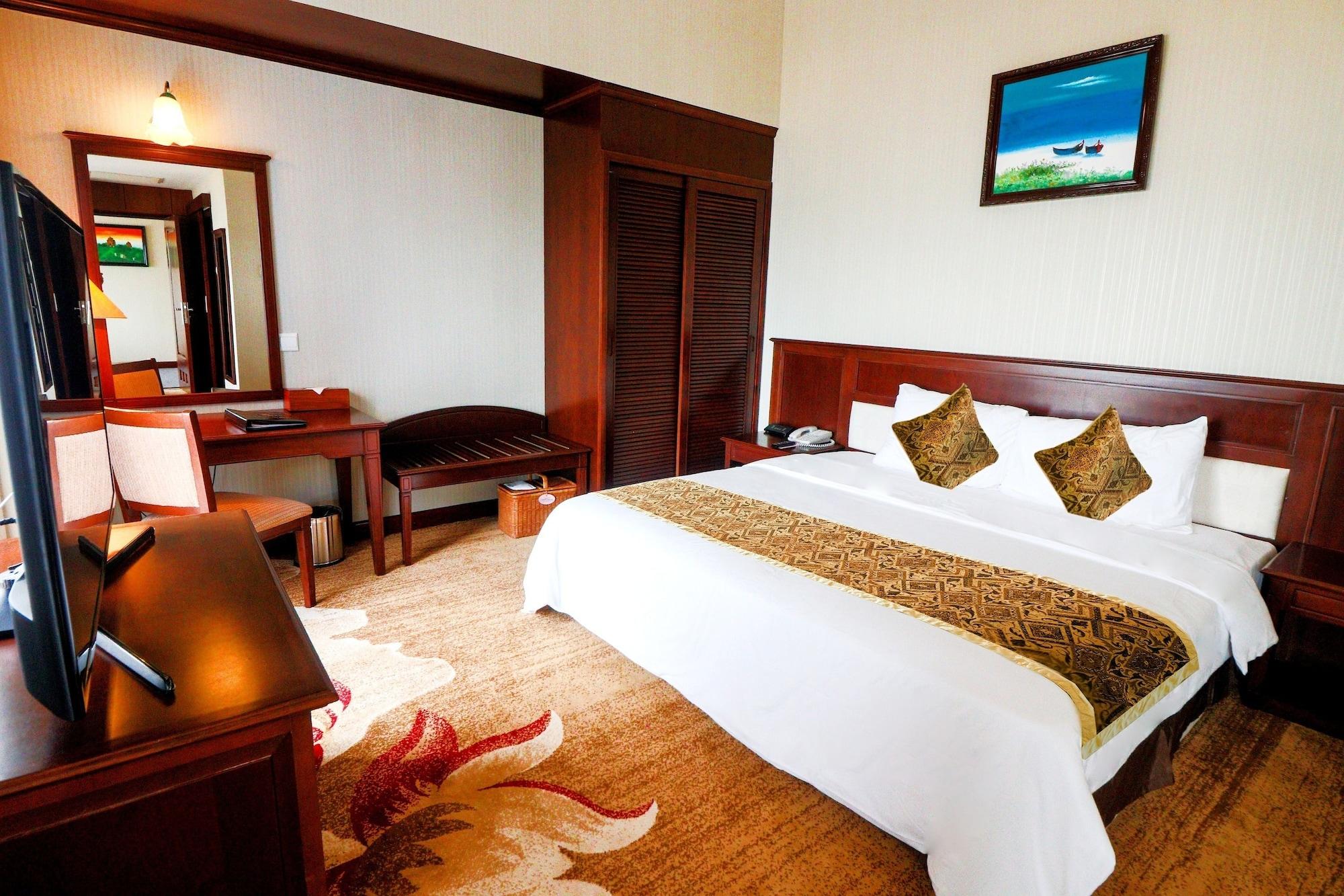 Saigon 4*