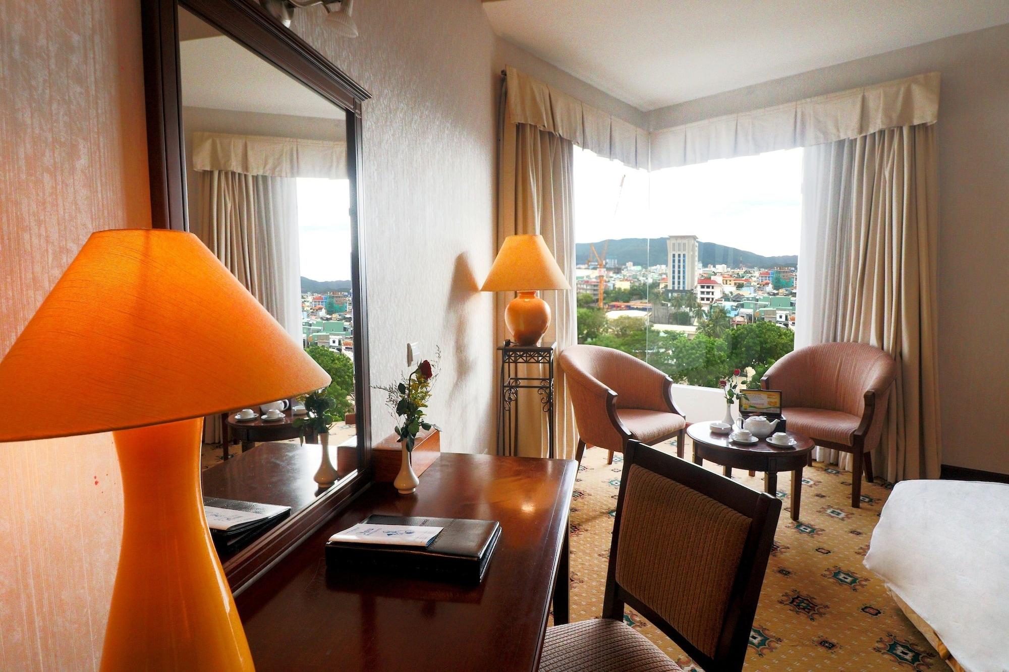 Saigon Hotel 4*
