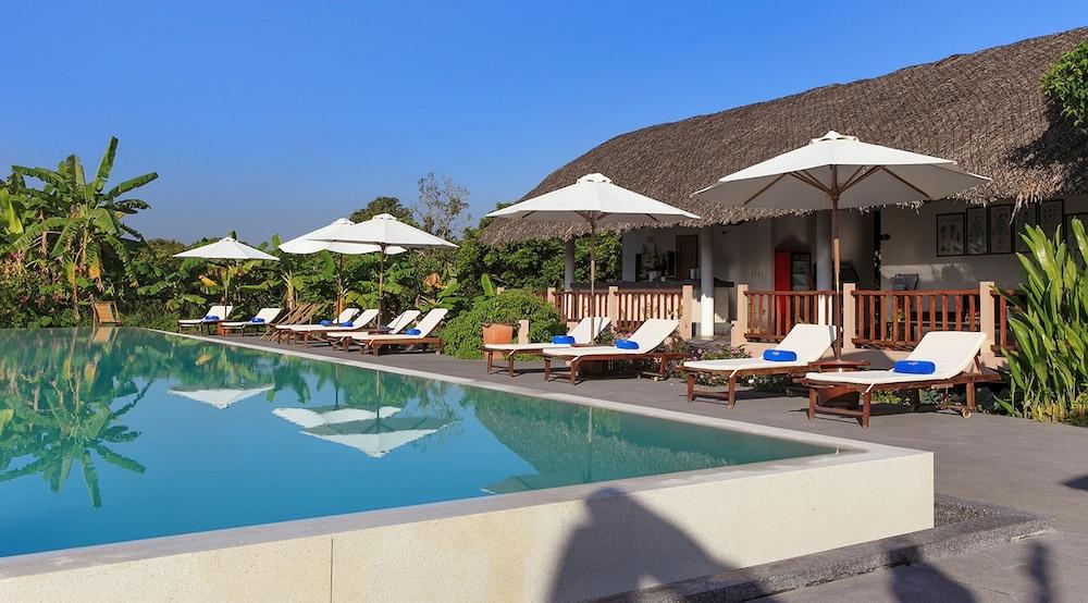 Mekong Riverside Boutique & Khu nghỉ mát Cái Bè