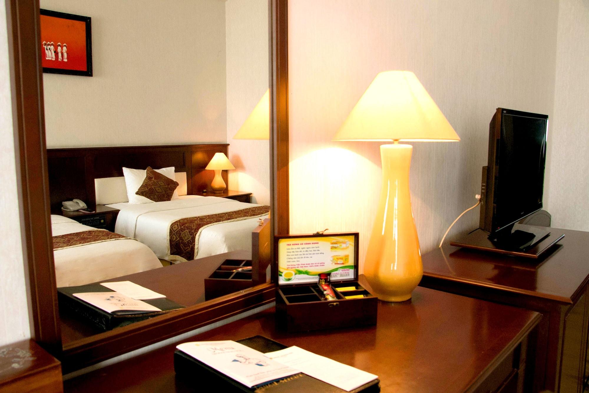 Saigon Hotel 4*