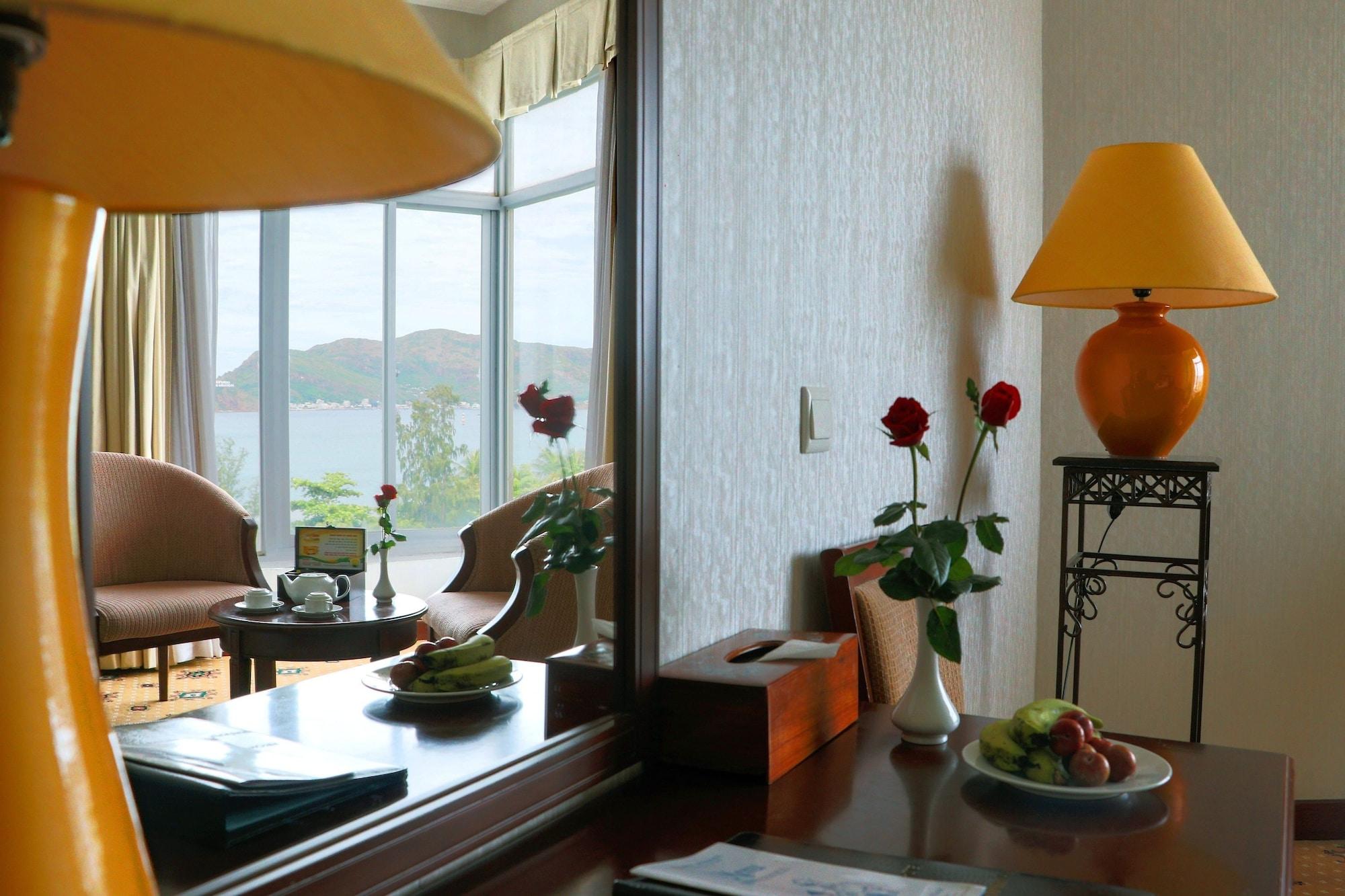 Saigon Hotel 4*