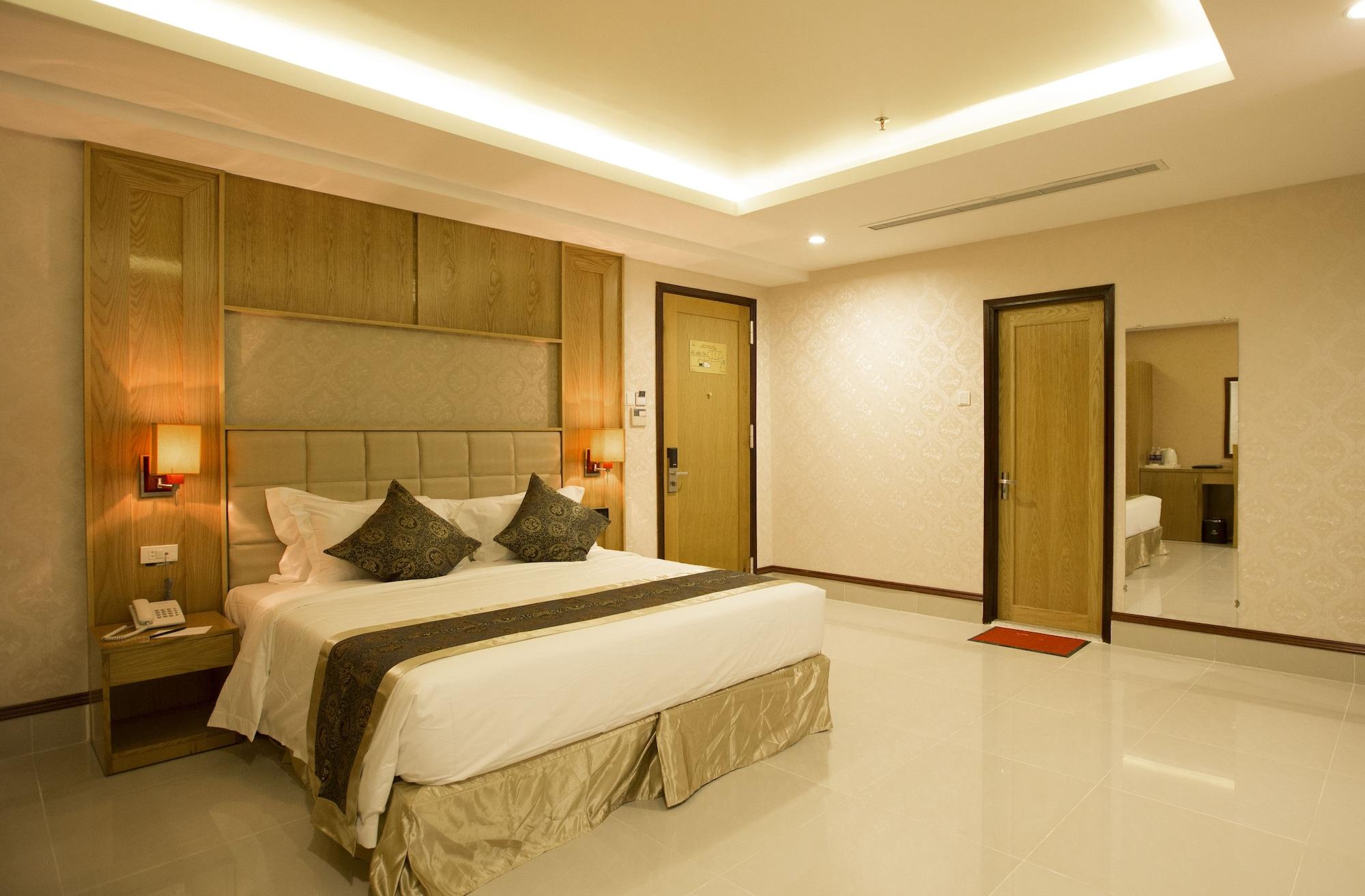 West Hotel 4*