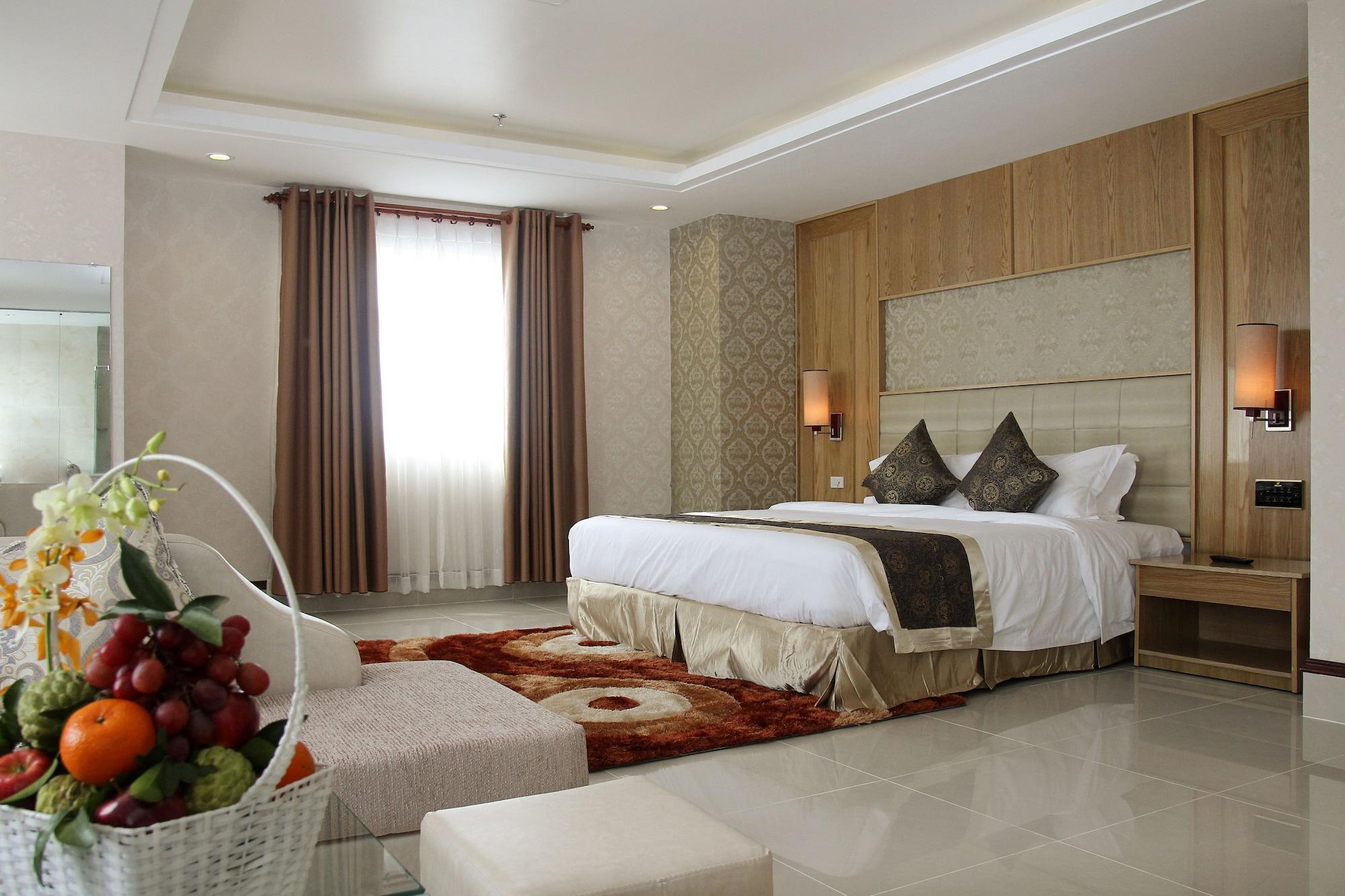 West 4* Cần Thơ