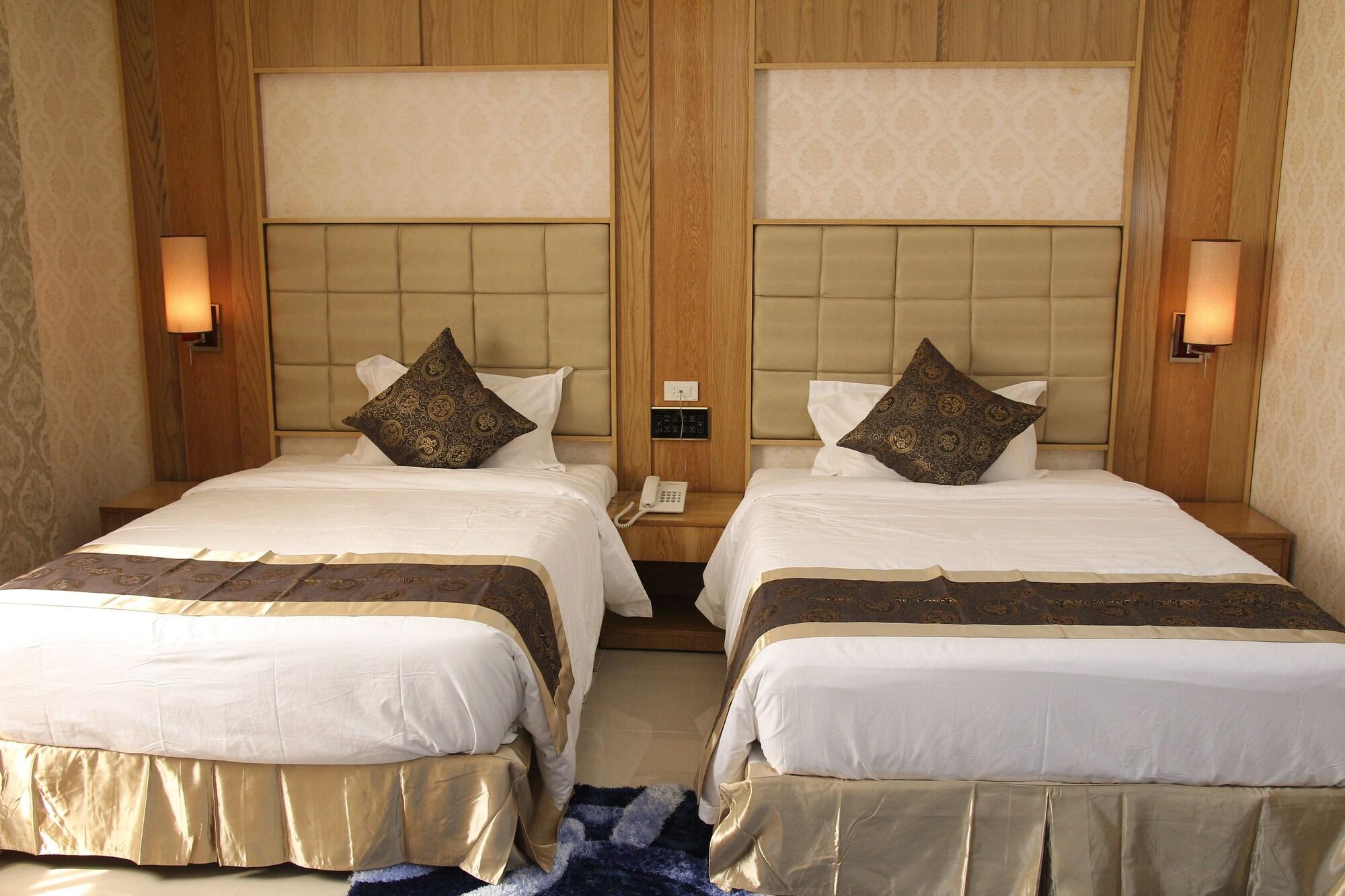 Hotel West Cần Thơ