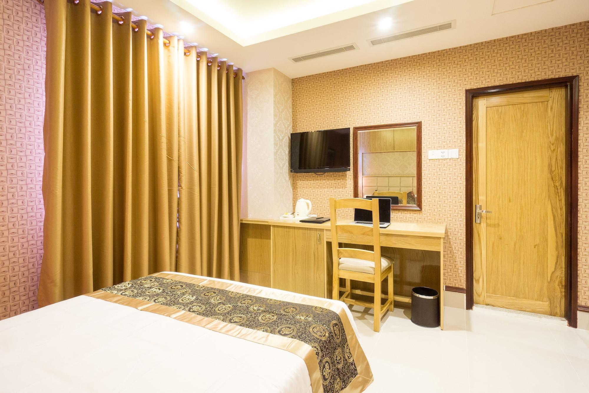 West Hotel 4*