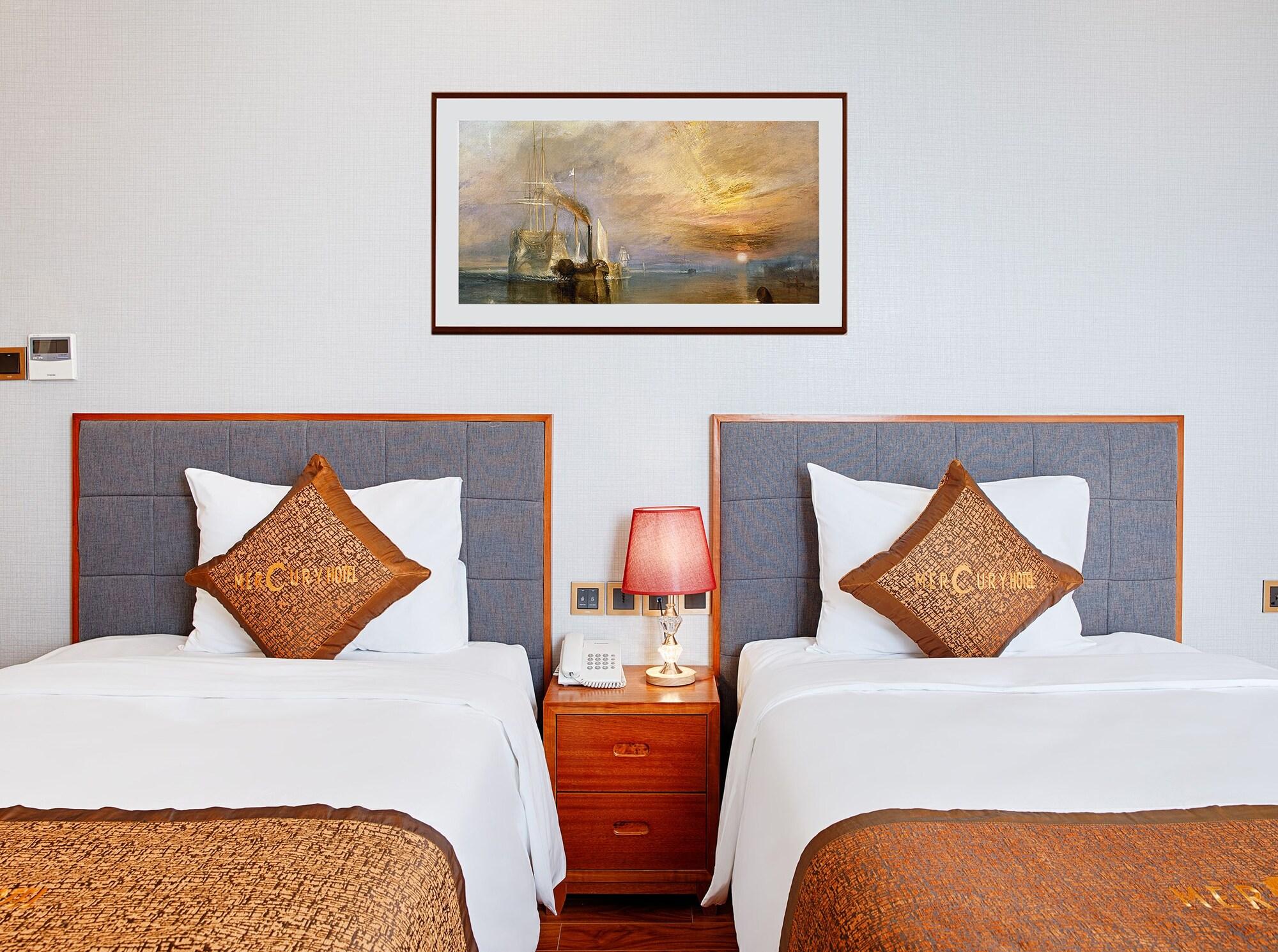 Mercury Boutique Hotel 3*
