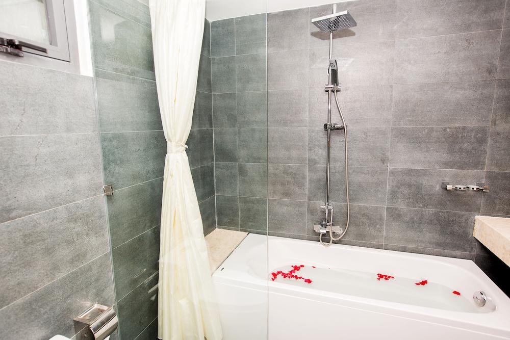 Alcove Bay Boutique Da Nang