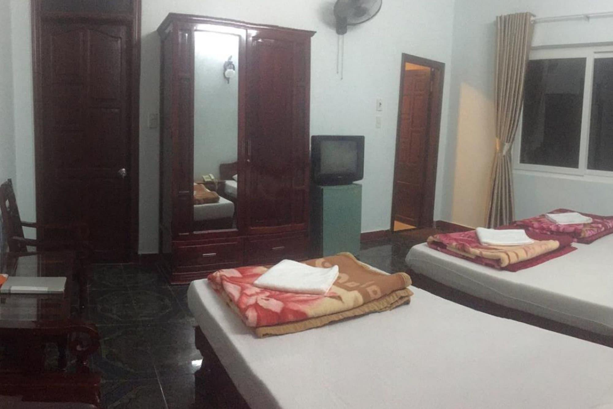 Binh Duong 2 Khách sạn