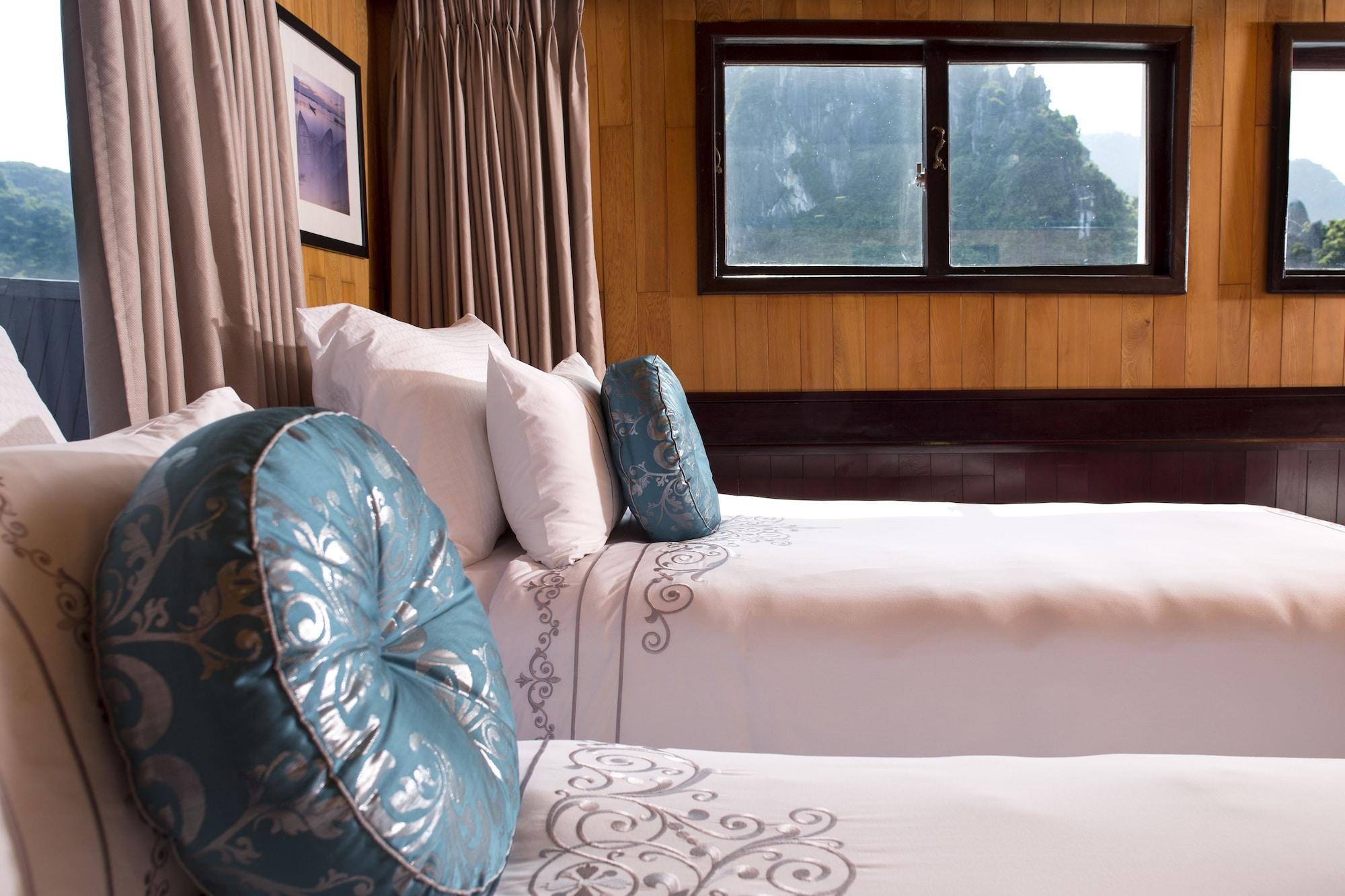 Aphrodite Cruise 4*