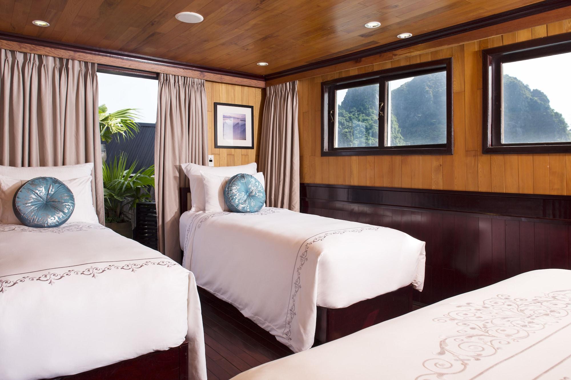 Aphrodite Cruise Hotel Ha Long