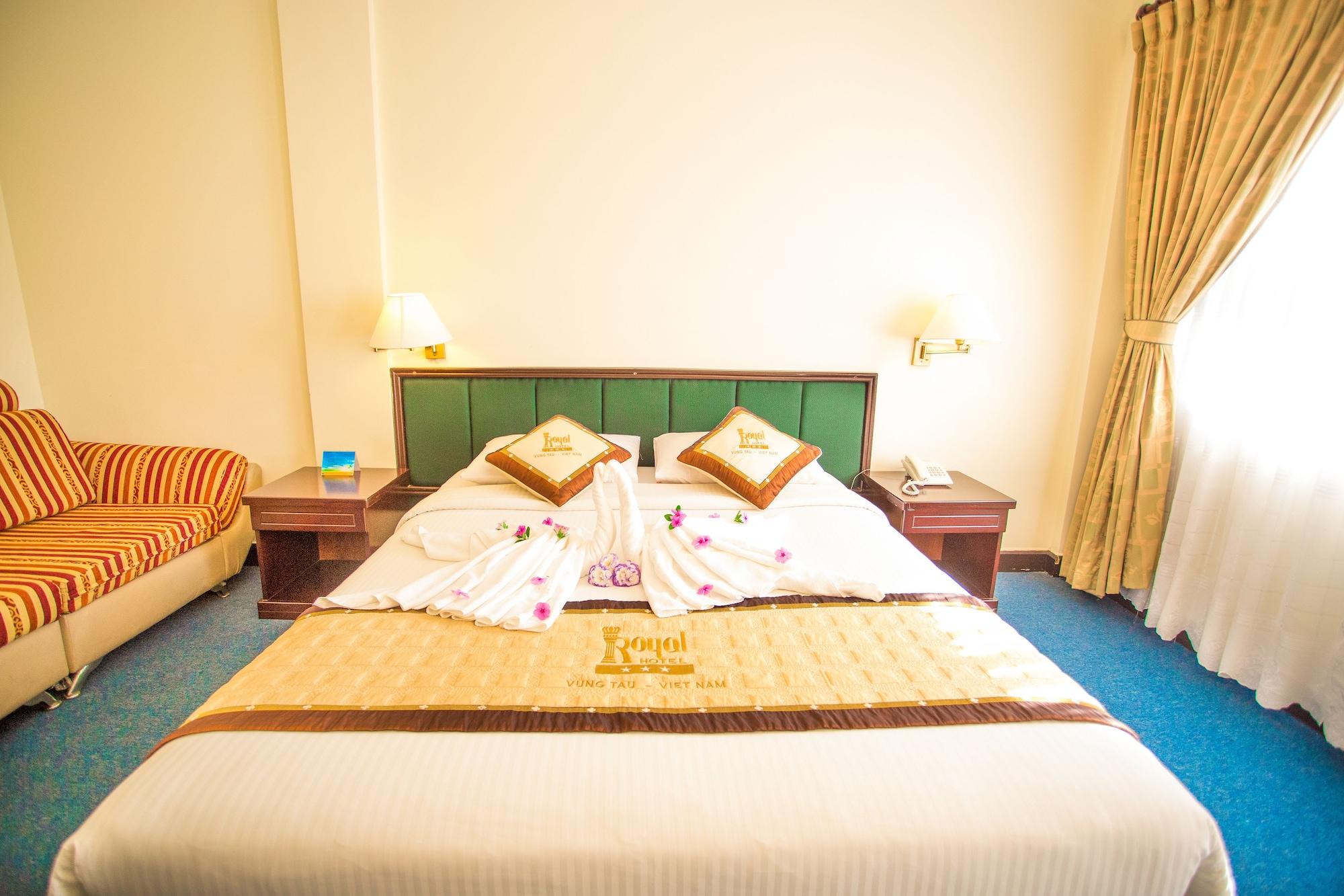 Royal Hotel 3*