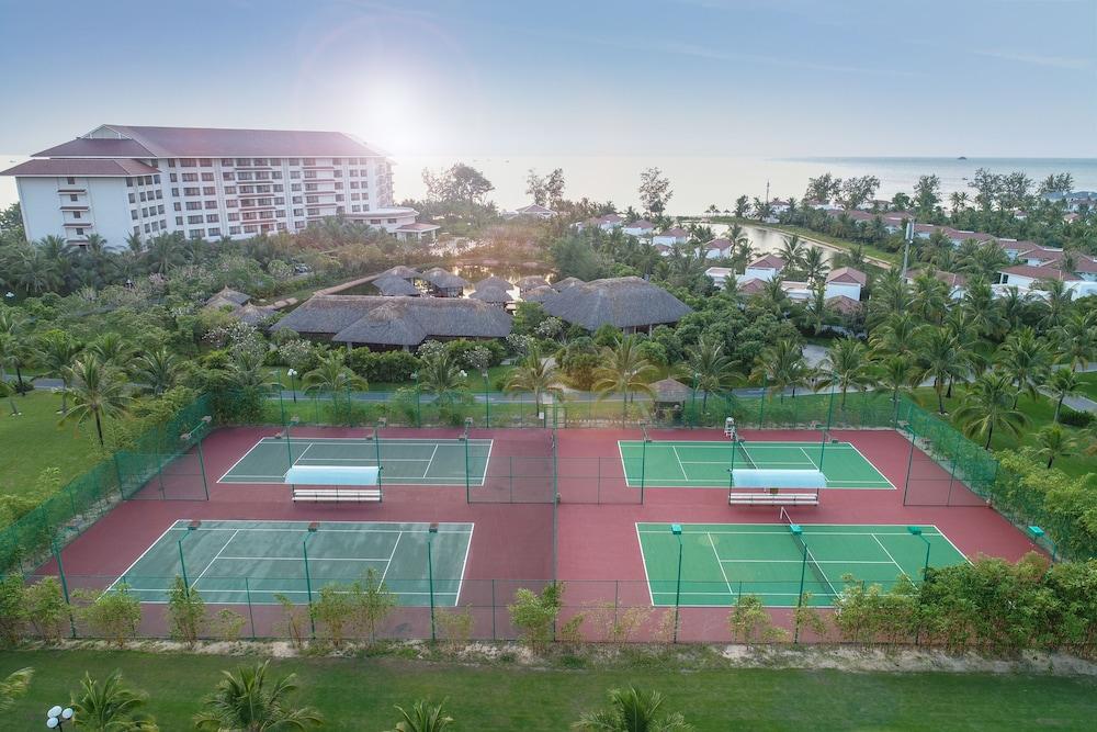 Vinpearl & Long Nha Trang